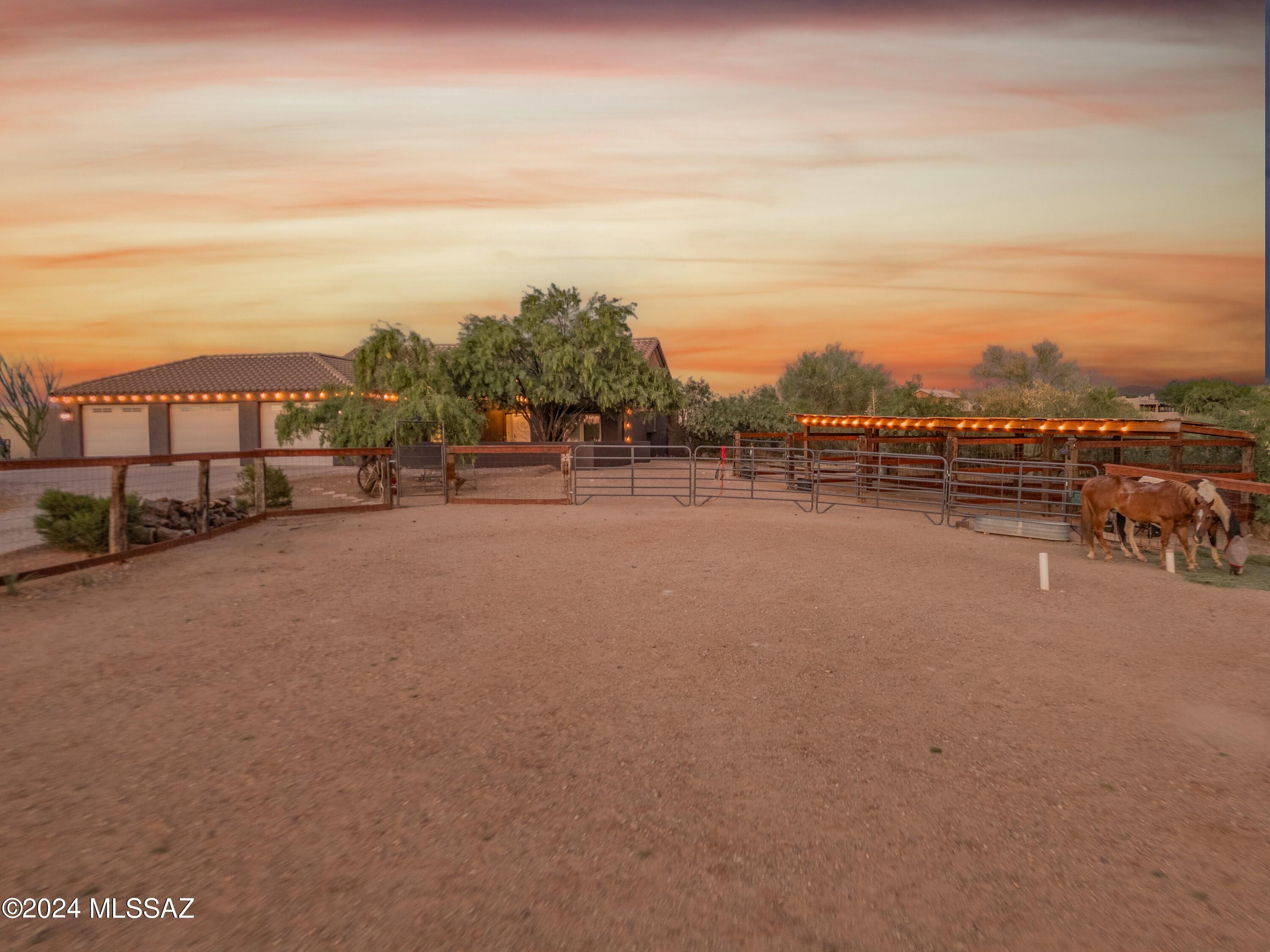 New Tucson Unit NO. 27 - Residential