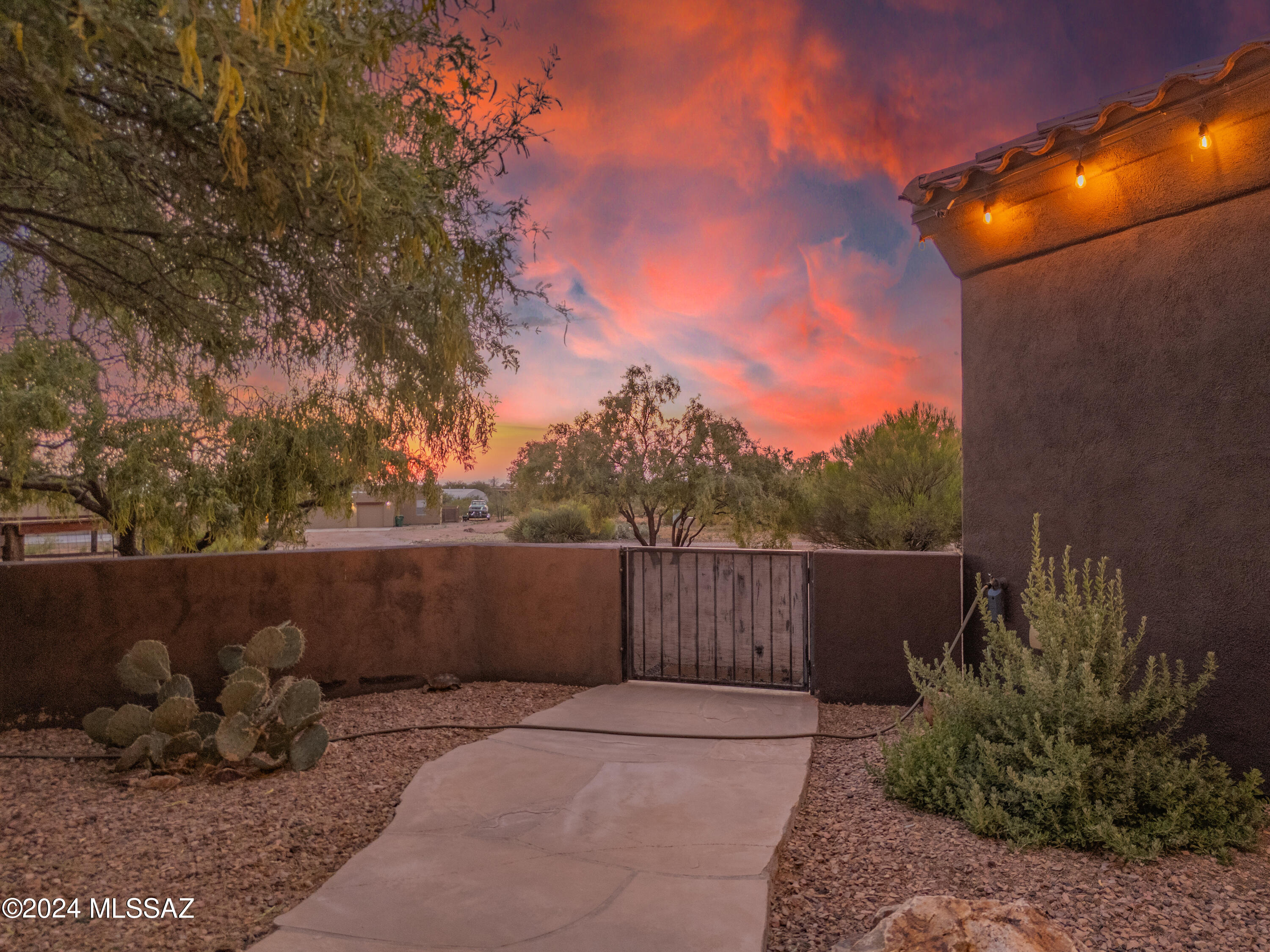 New Tucson Unit NO. 27 - Residential