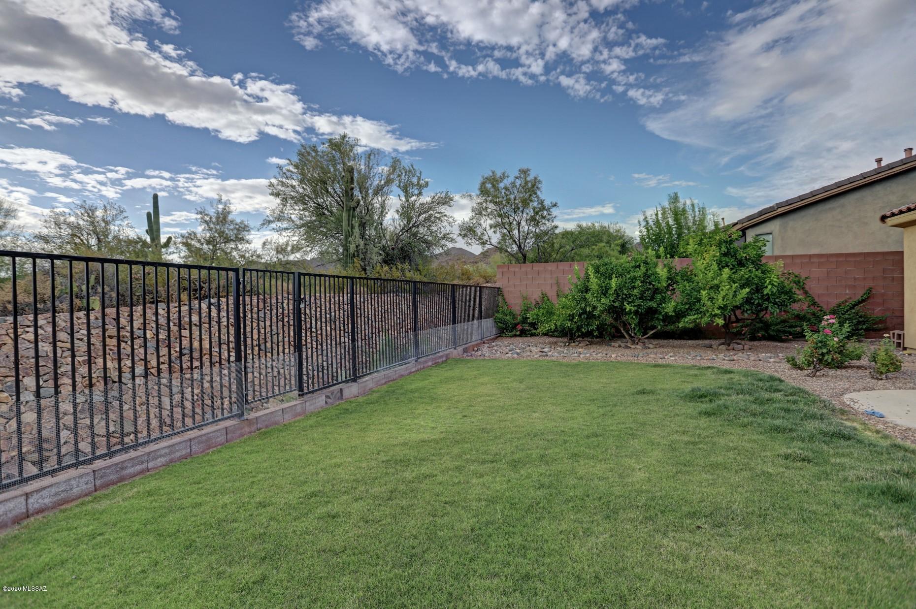 Bluffs at Dove Mountain Phase II - Residential