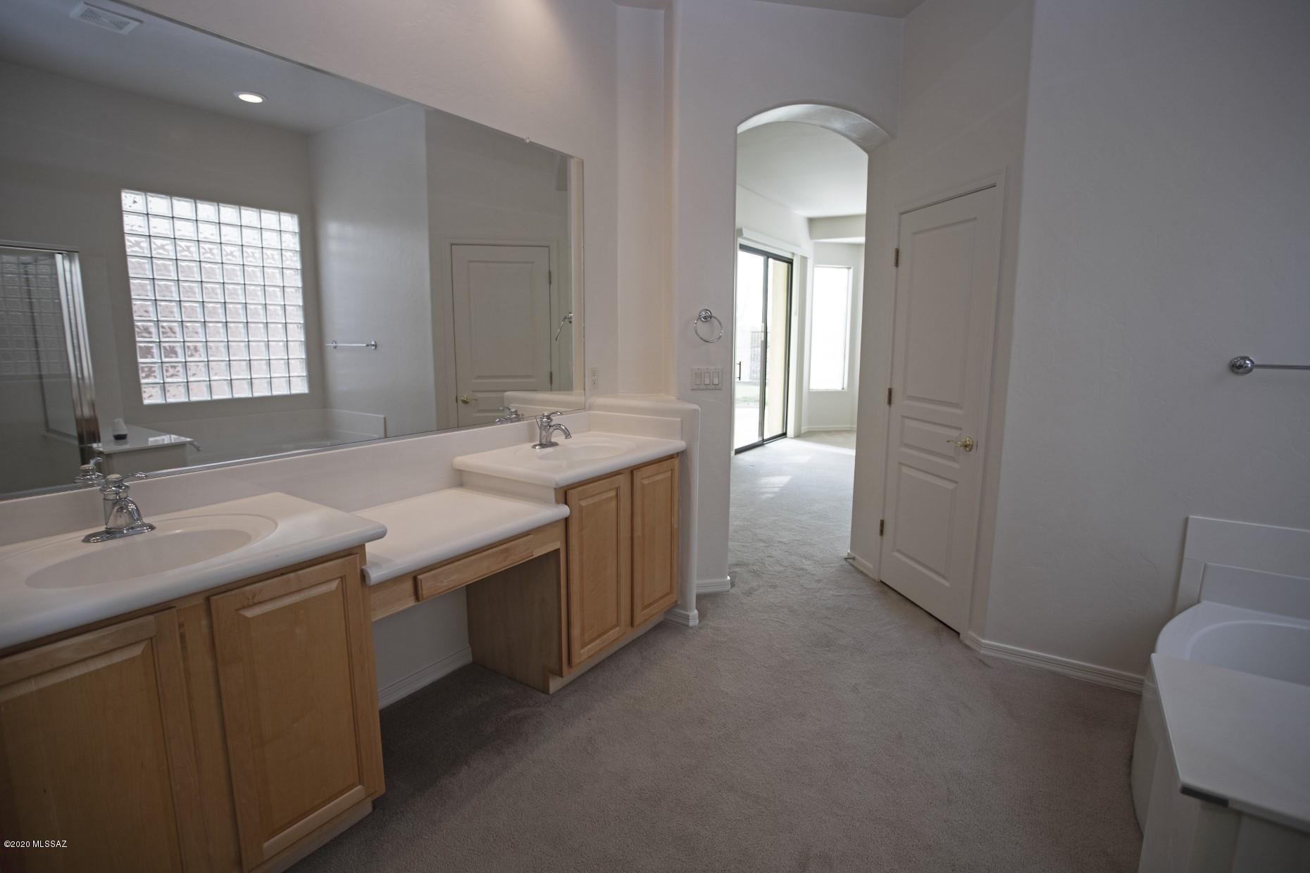 Bluffs at Dove Mountain Phase II - Residential