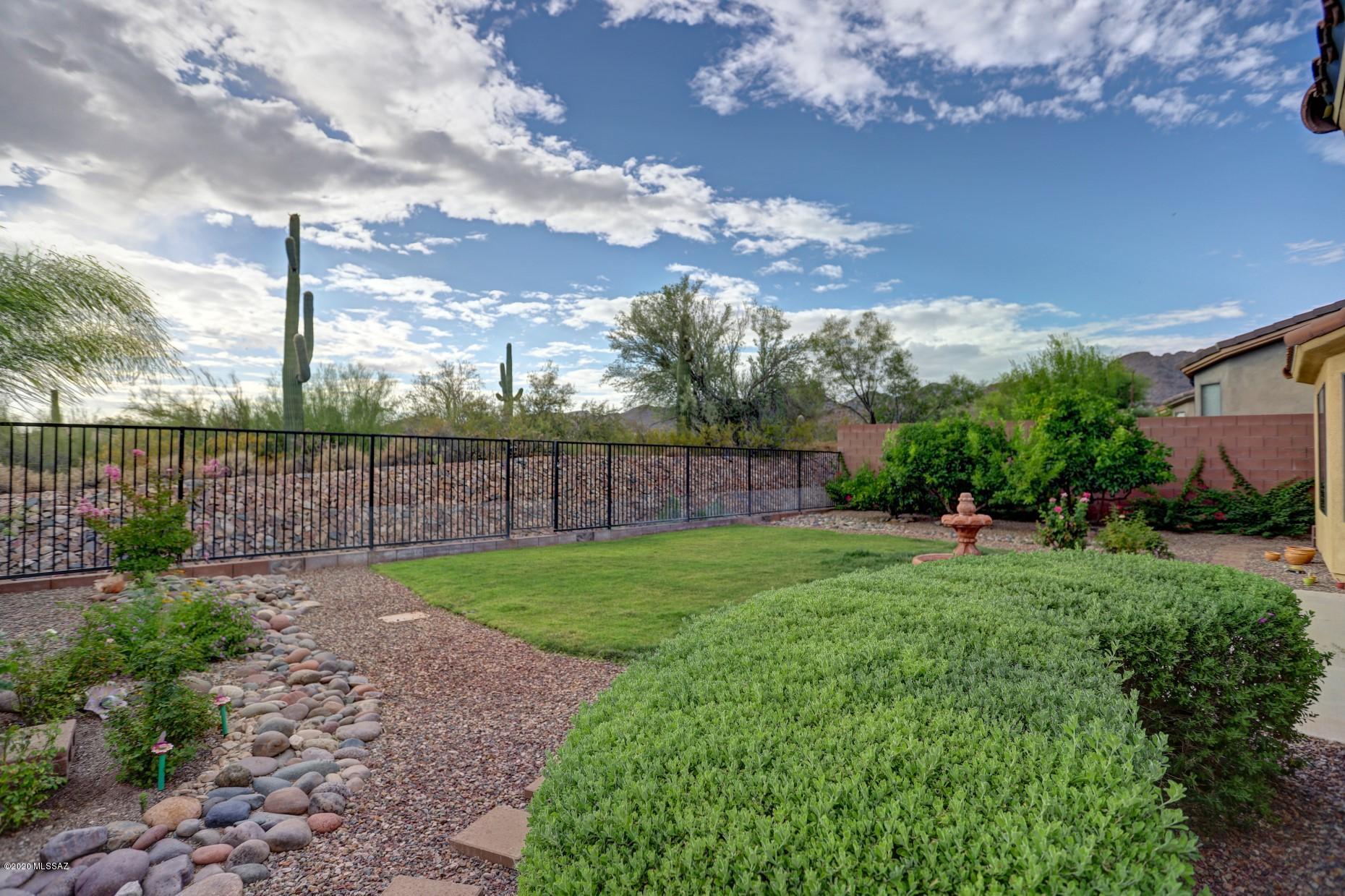Bluffs at Dove Mountain Phase II - Residential