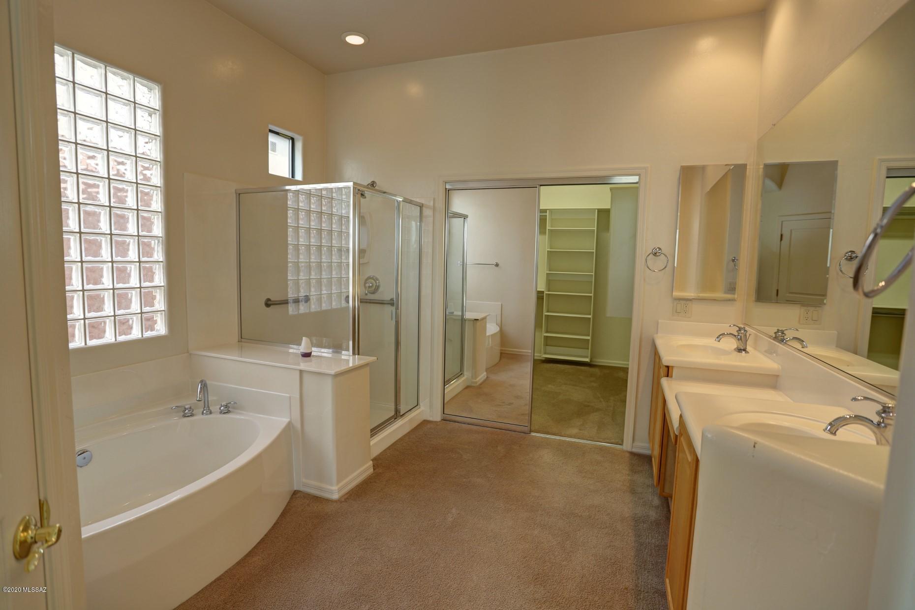 Bluffs at Dove Mountain Phase II - Residential