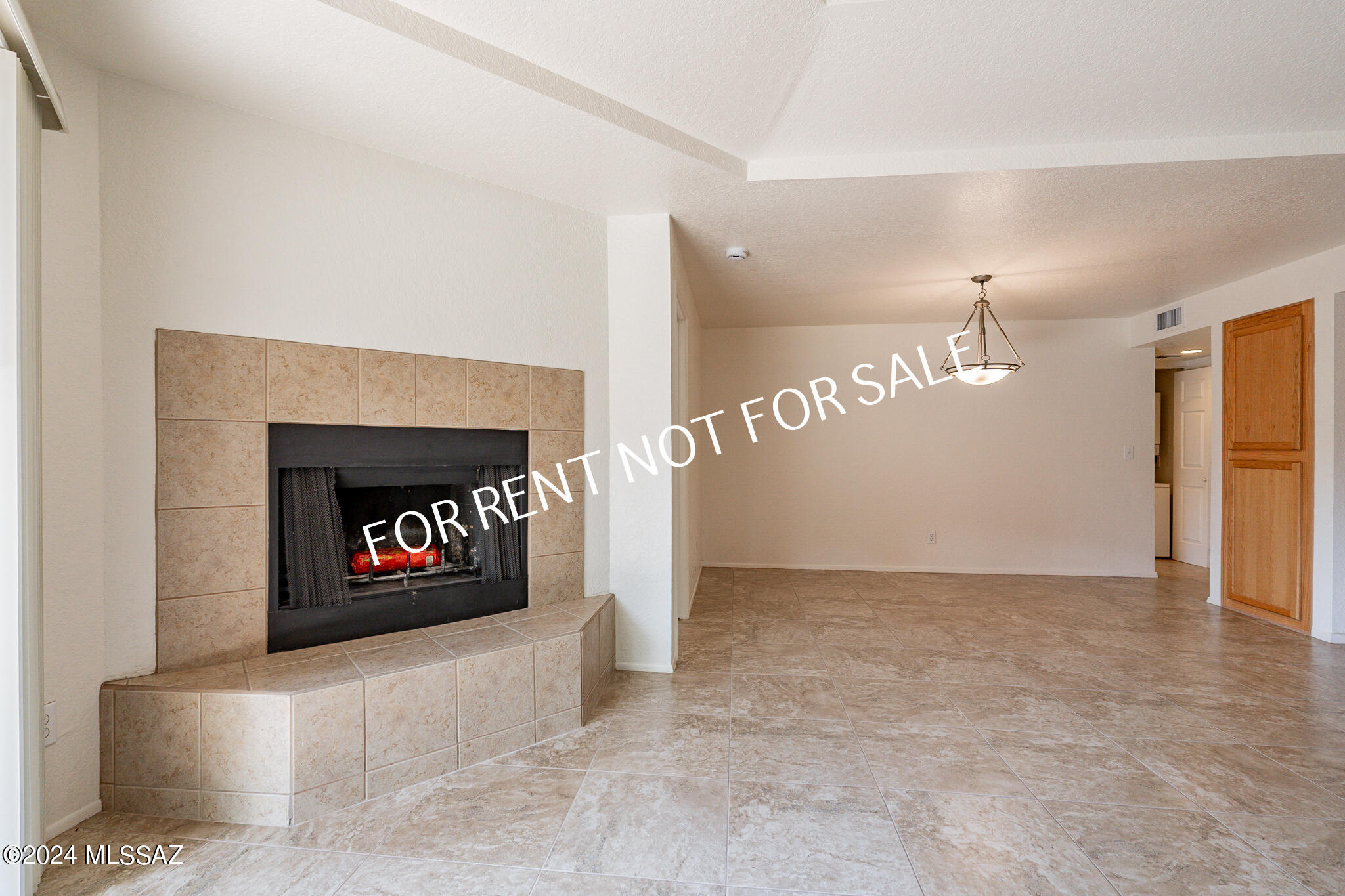 Ventana Vista Condominiums - Residential Lease
