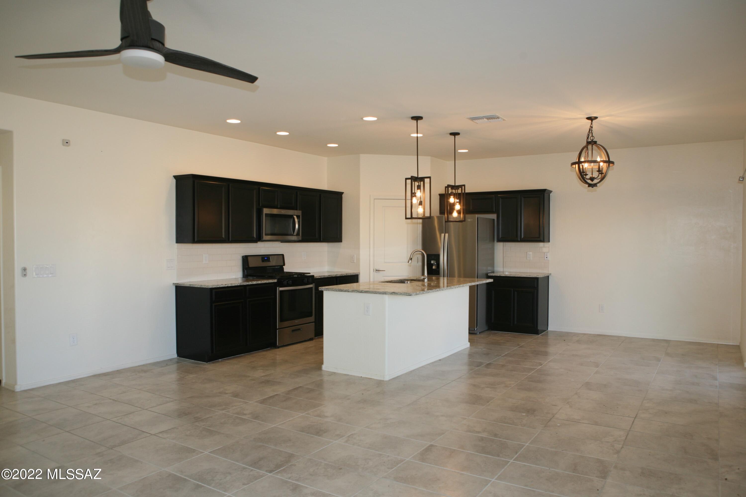 Madera Highlands Villages 1-10 & 15 - Residential