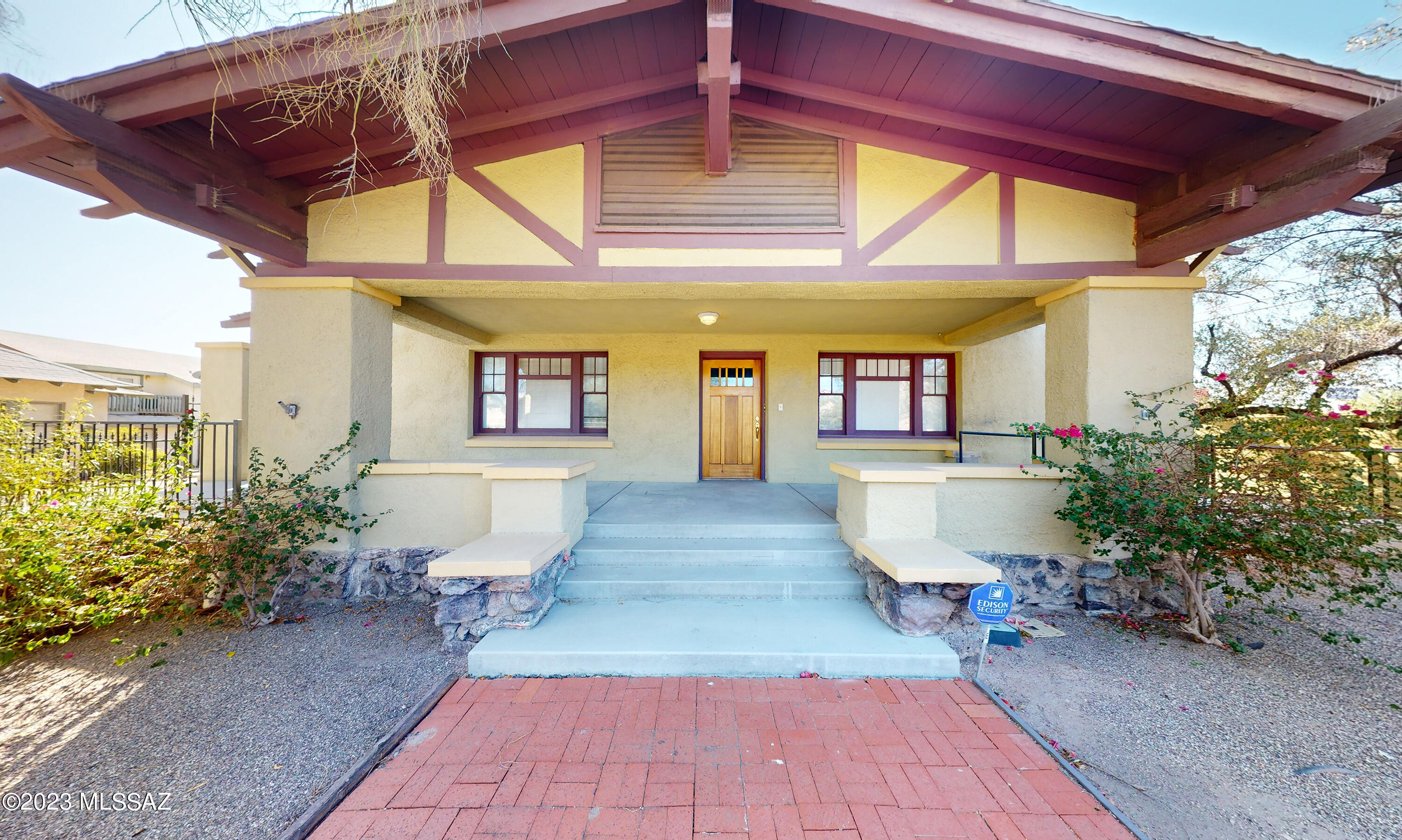 Historic 2-Story Office & Duplex in West University neighborhood.  Property consists of 2 buildings totaling appx 4997 SF (3426 Office & 1517 SF Duplex).  Situated on an 18339 SF feet of HO-3 land w/on-site parking.  Main building has all the finishes of a home built in 1916 w/hardwood flooring and the classic details of the period of historic home.  Duplex (2 Bdrm/2 Bath & Studio/1 Bath) sits directly west of the Main Building.  In close proximity close to I-10,  Tucson Central Business District and few blocks from modern streetcar connecting the University of AZ, 4th Avenue and UMC Banner Hospital.  Don't forget to take the Virtual Tour...