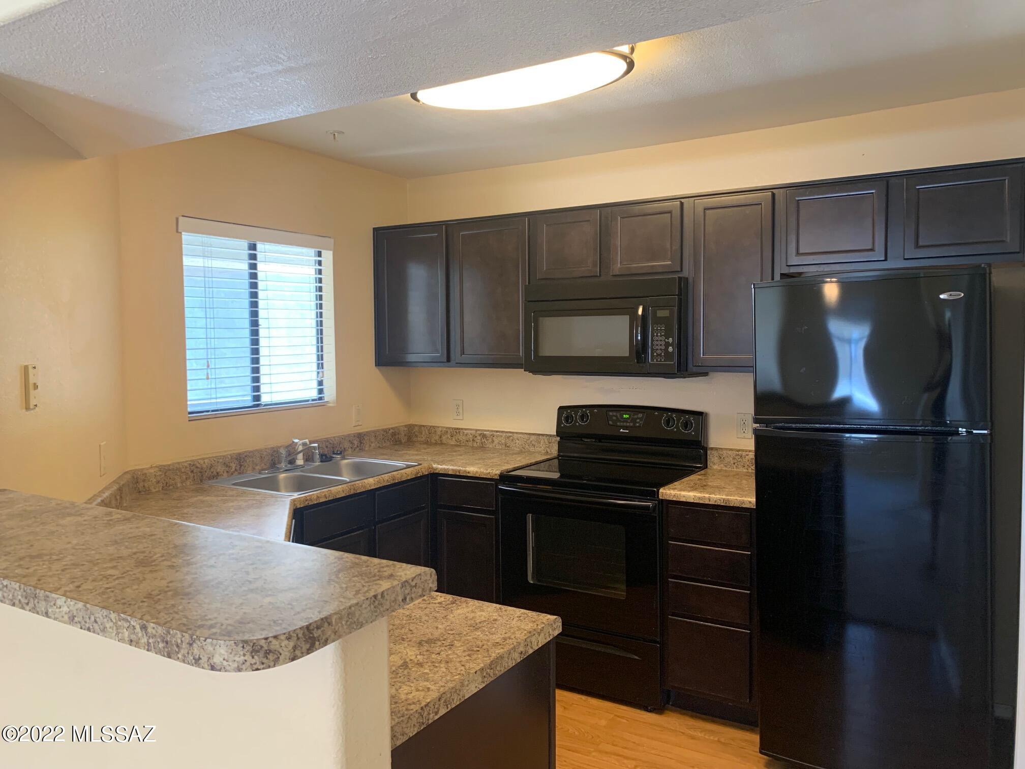 Veranda at Ventana Condominiums - Residential Lease