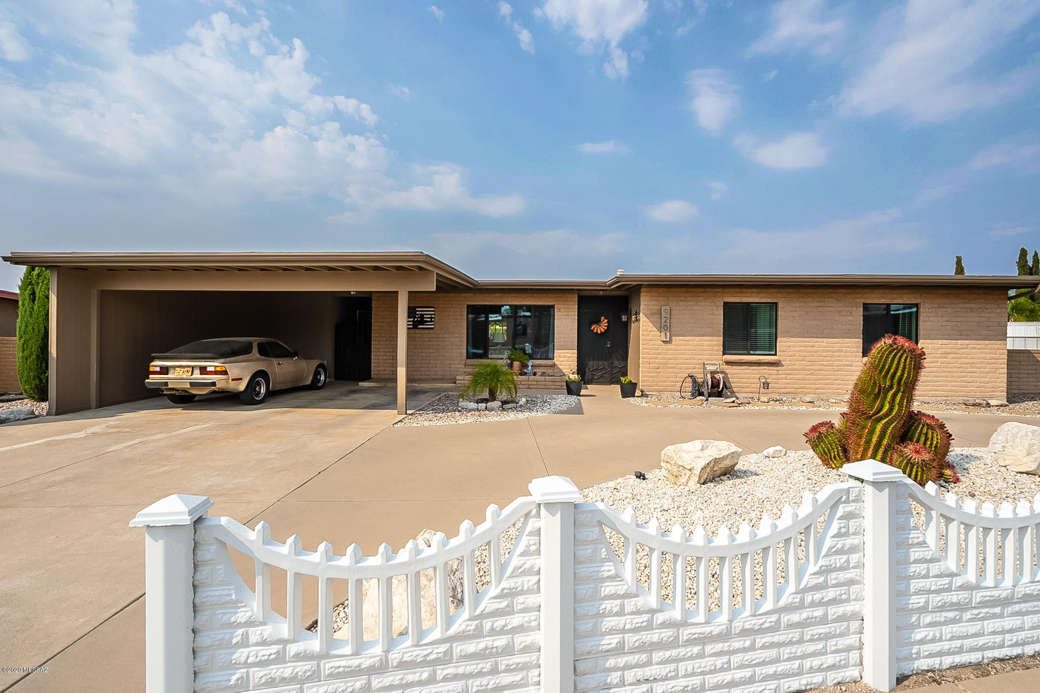 Broadway East (254-390) - Residential