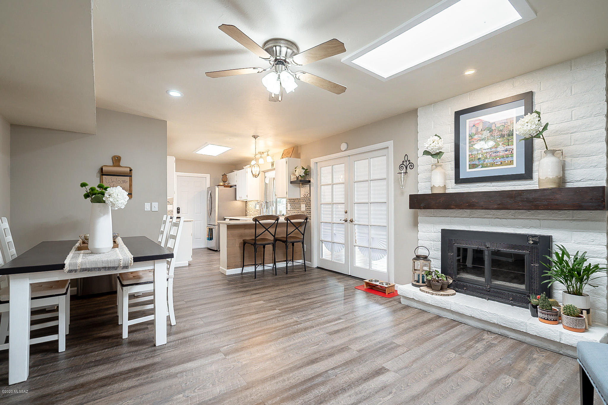 Broadway East (254-390) - Residential