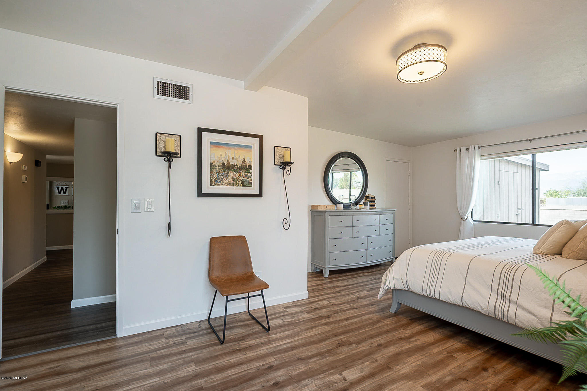 Broadway East (254-390) - Residential