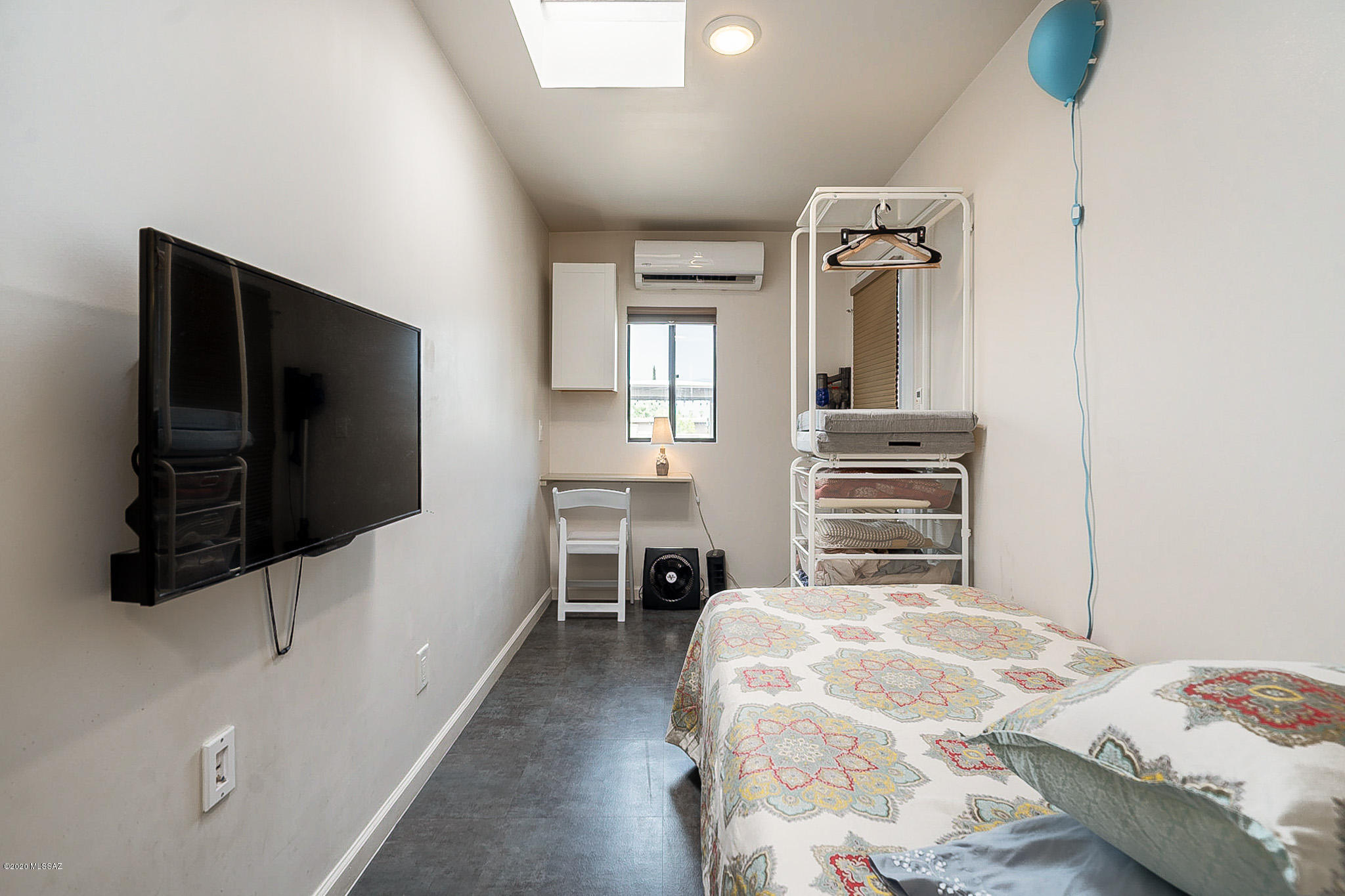 Broadway East (254-390) - Residential