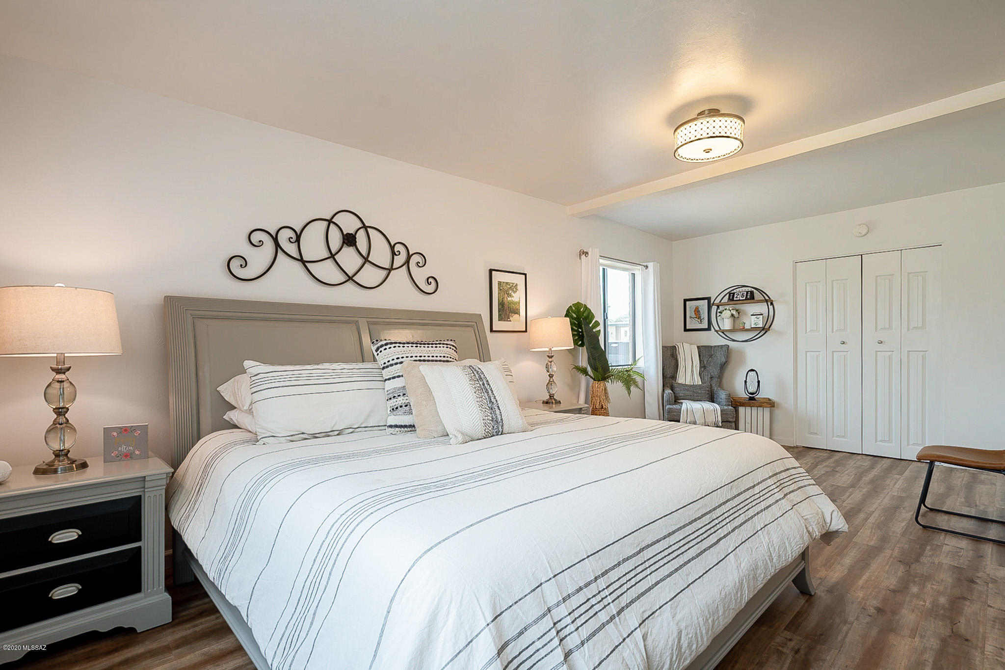 Broadway East (254-390) - Residential