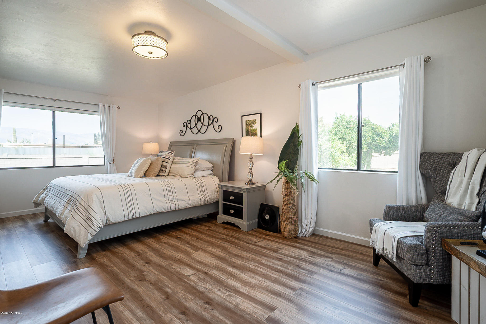Broadway East (254-390) - Residential