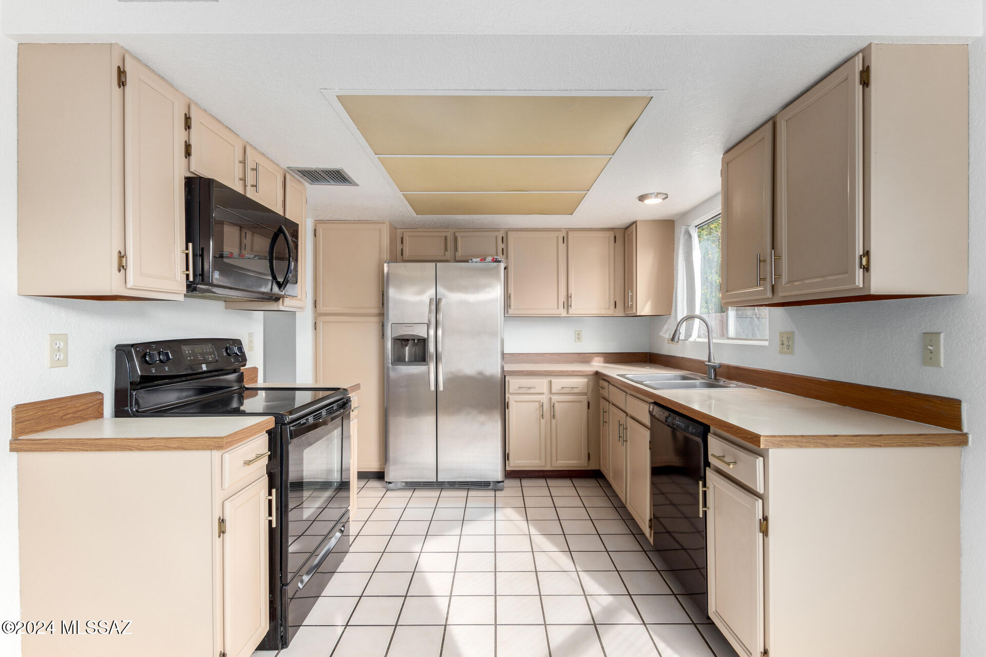 Edgebrooke Village II (170-340) - Residential