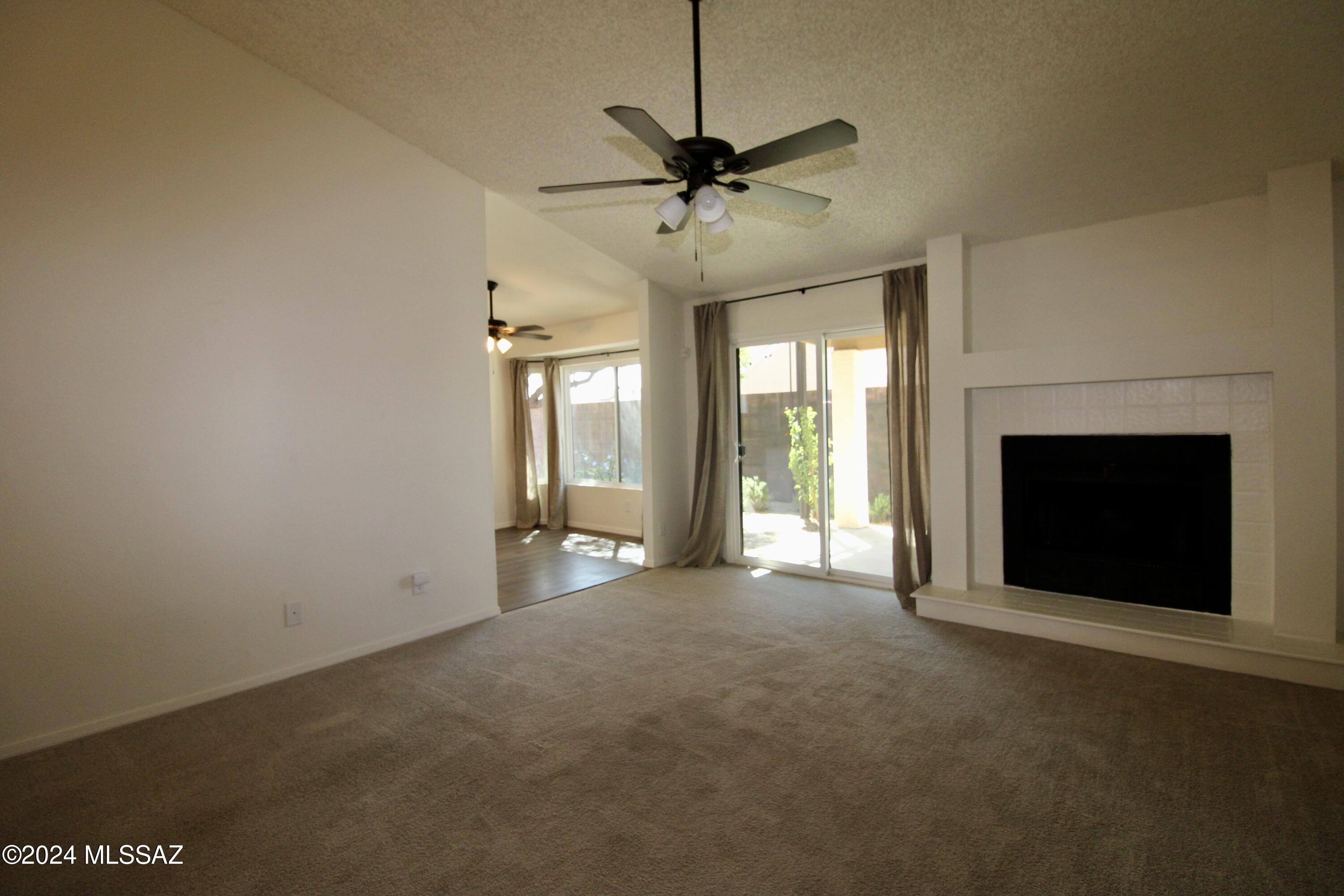 Gatewood Ranch (92-293) - Residential Lease