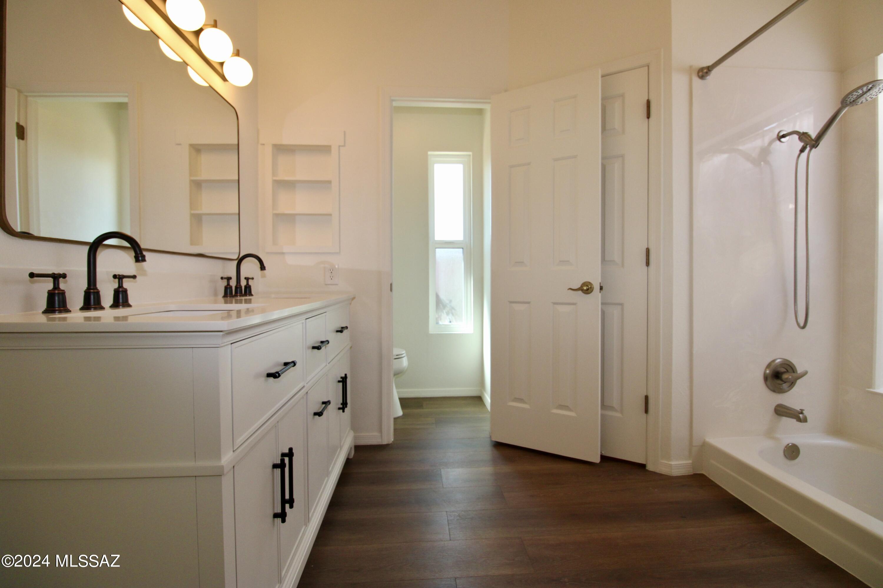 Gatewood Ranch (92-293) - Residential Lease