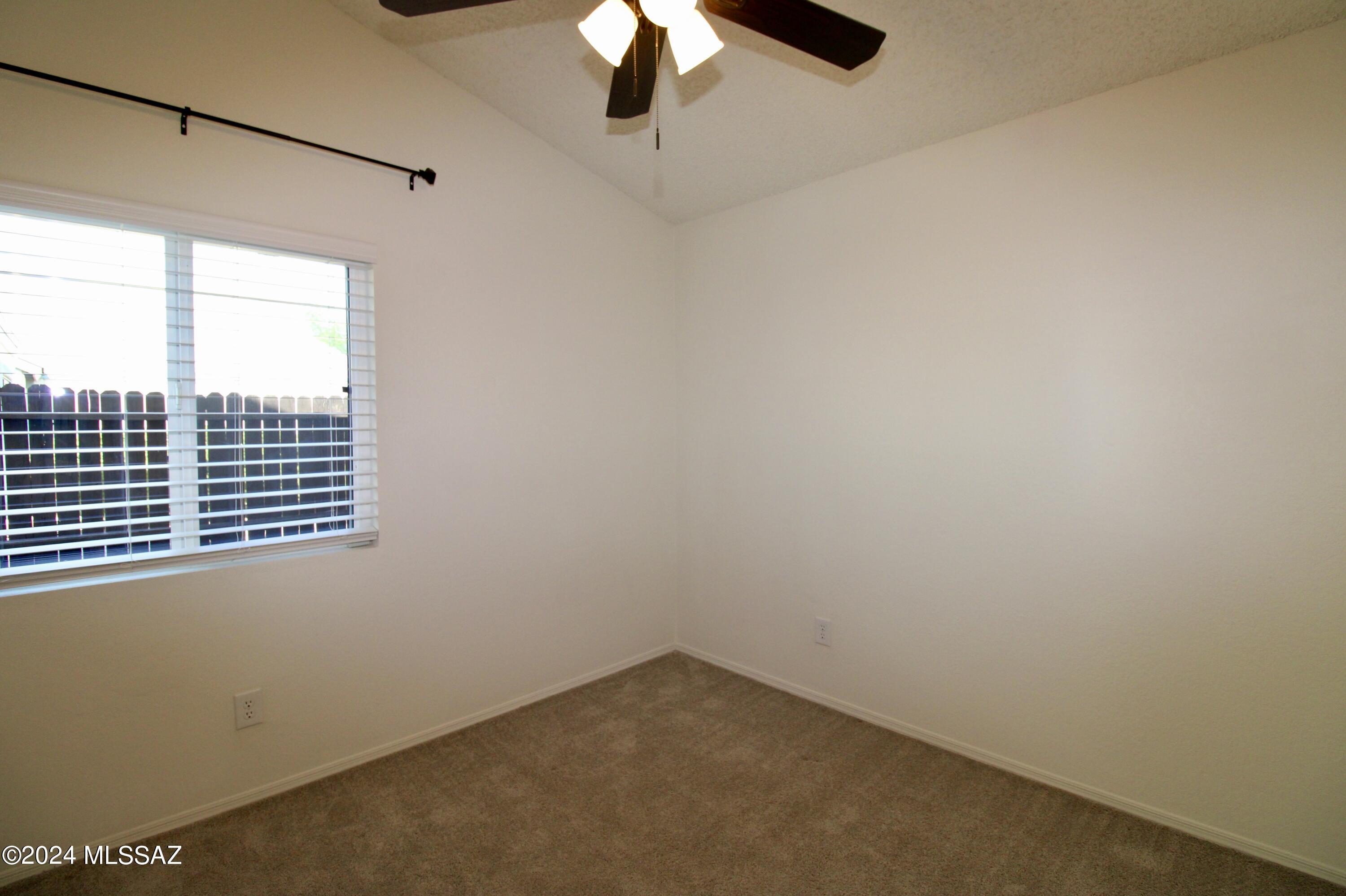 Gatewood Ranch (92-293) - Residential Lease
