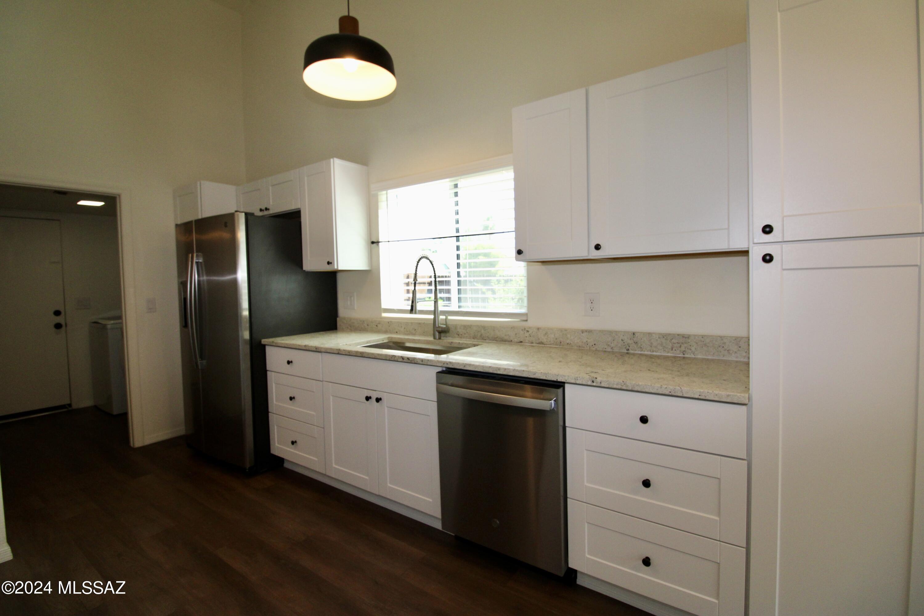 Gatewood Ranch (92-293) - Residential Lease