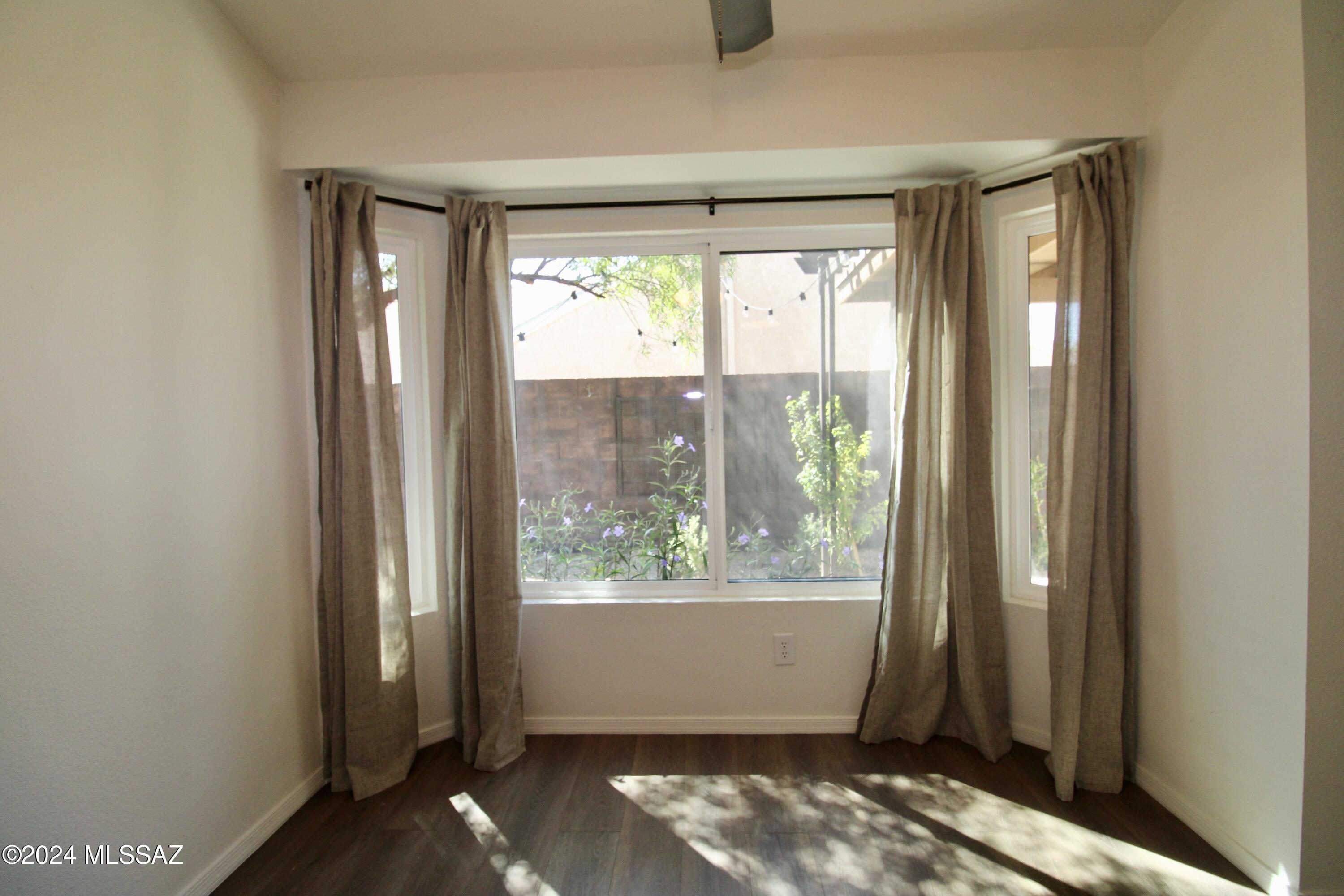 Gatewood Ranch (92-293) - Residential Lease