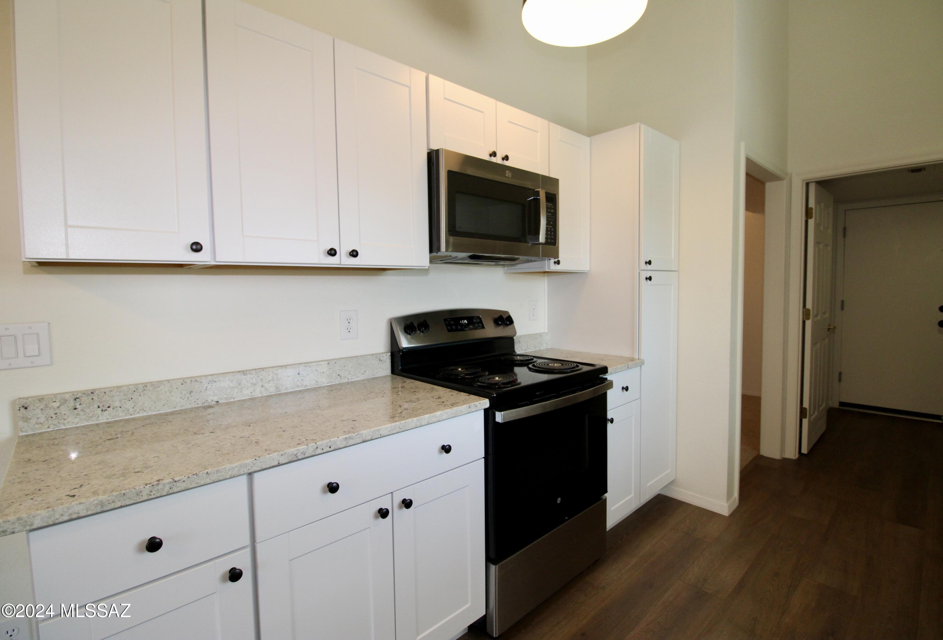 Gatewood Ranch (92-293) - Residential Lease
