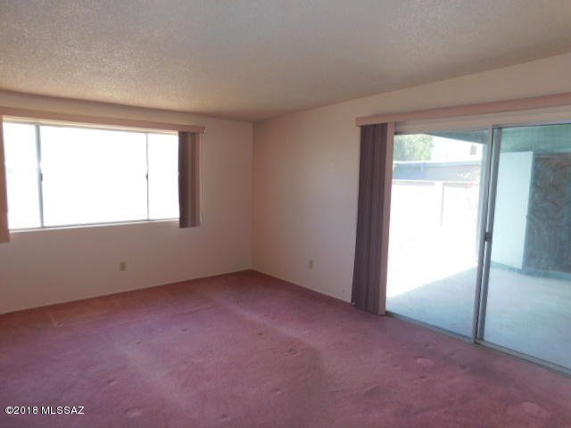Braewood Terrace (1-107) - Residential