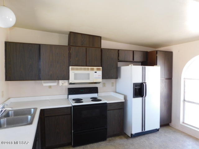 Braewood Terrace (1-107) - Residential