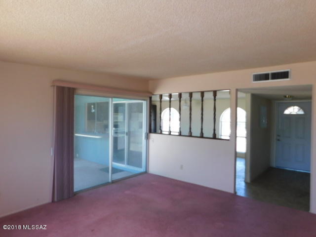 Braewood Terrace (1-107) - Residential
