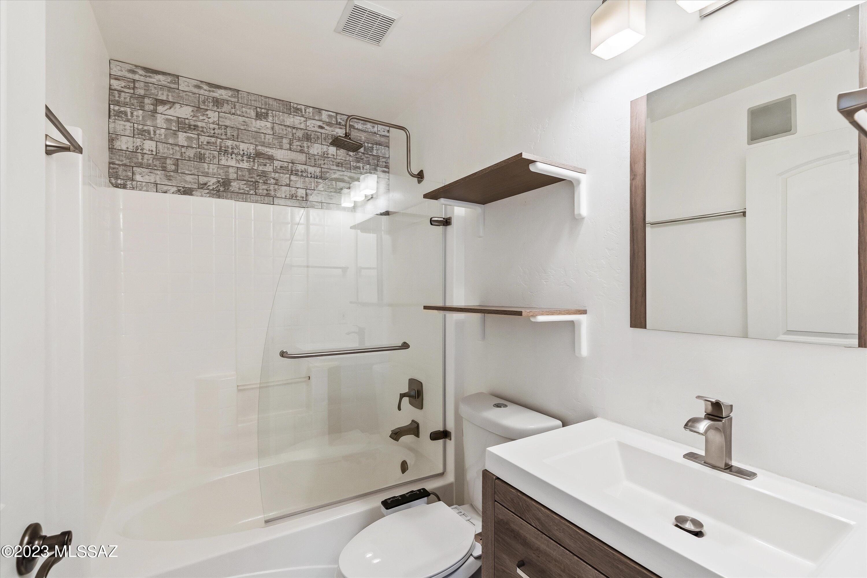 Sunland Vista - Residential