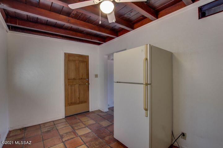 Lincoln Park - Residential Income