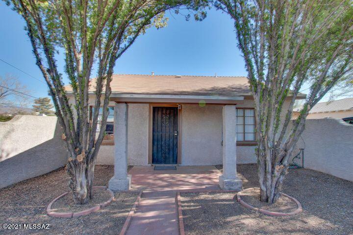 Lincoln Park - Residential Income