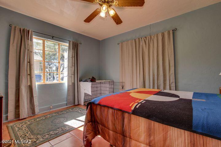 Lincoln Park - Residential Income
