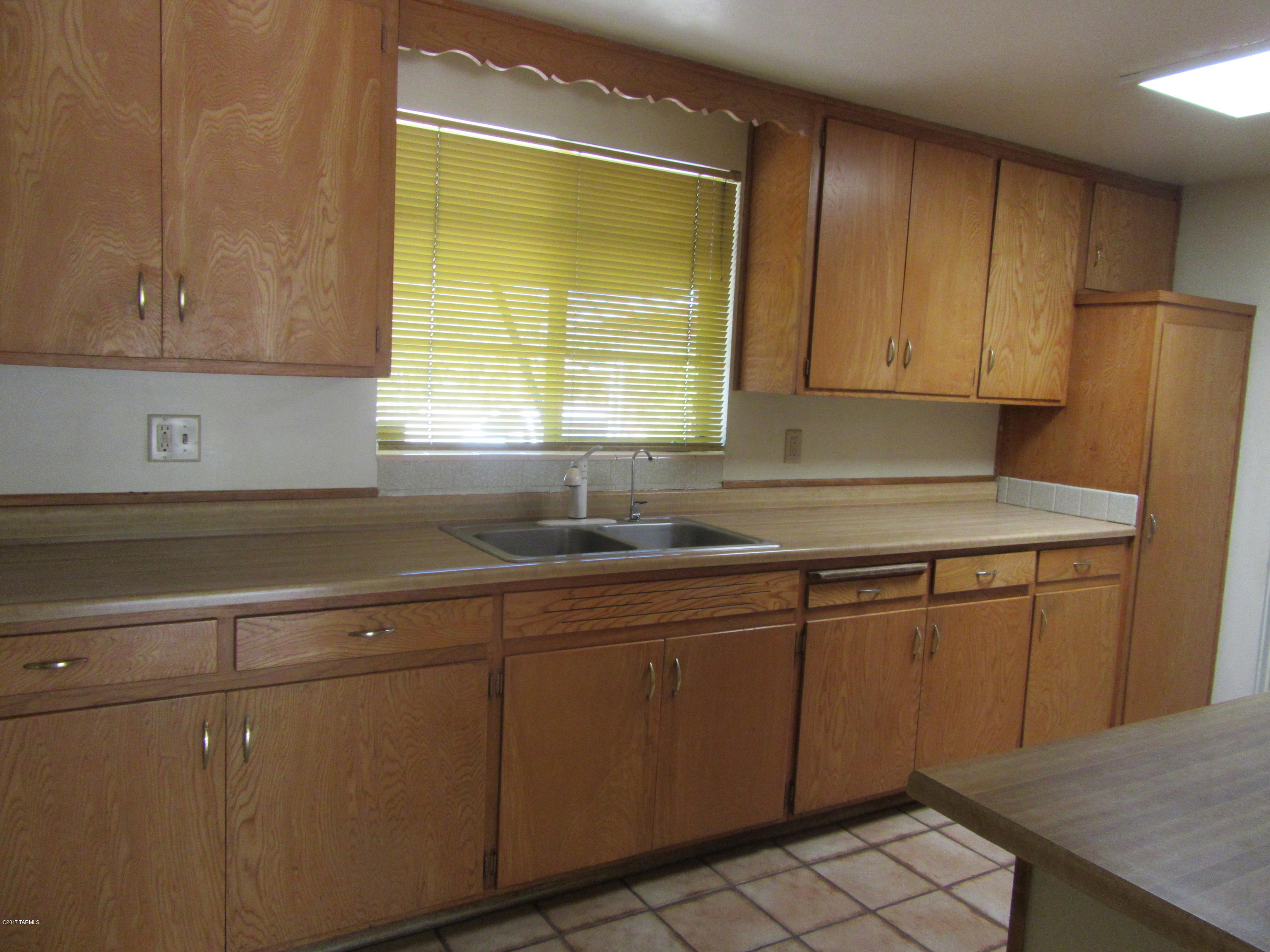 Lynwood Grove Annex - Residential