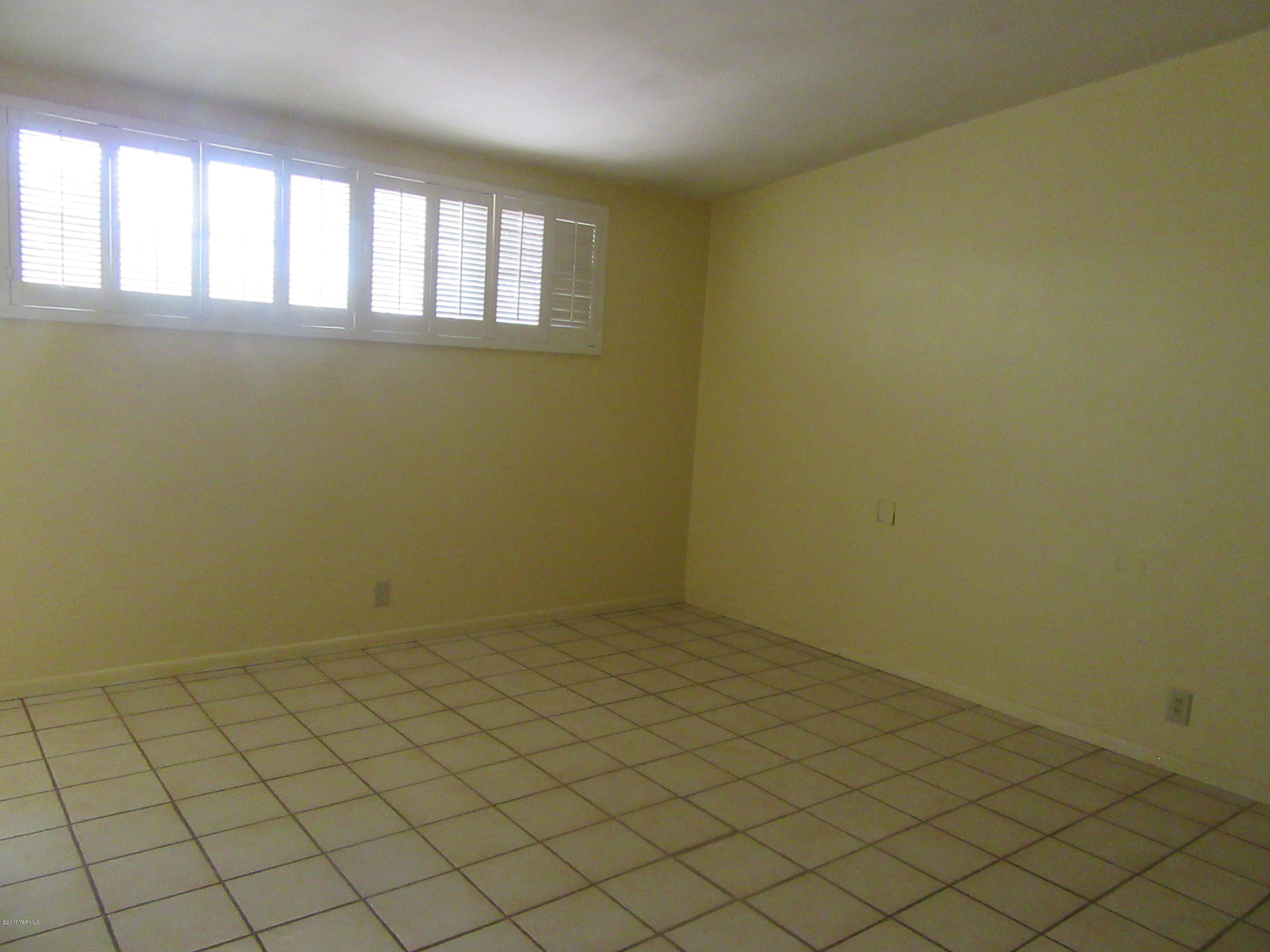 Lynwood Grove Annex - Residential