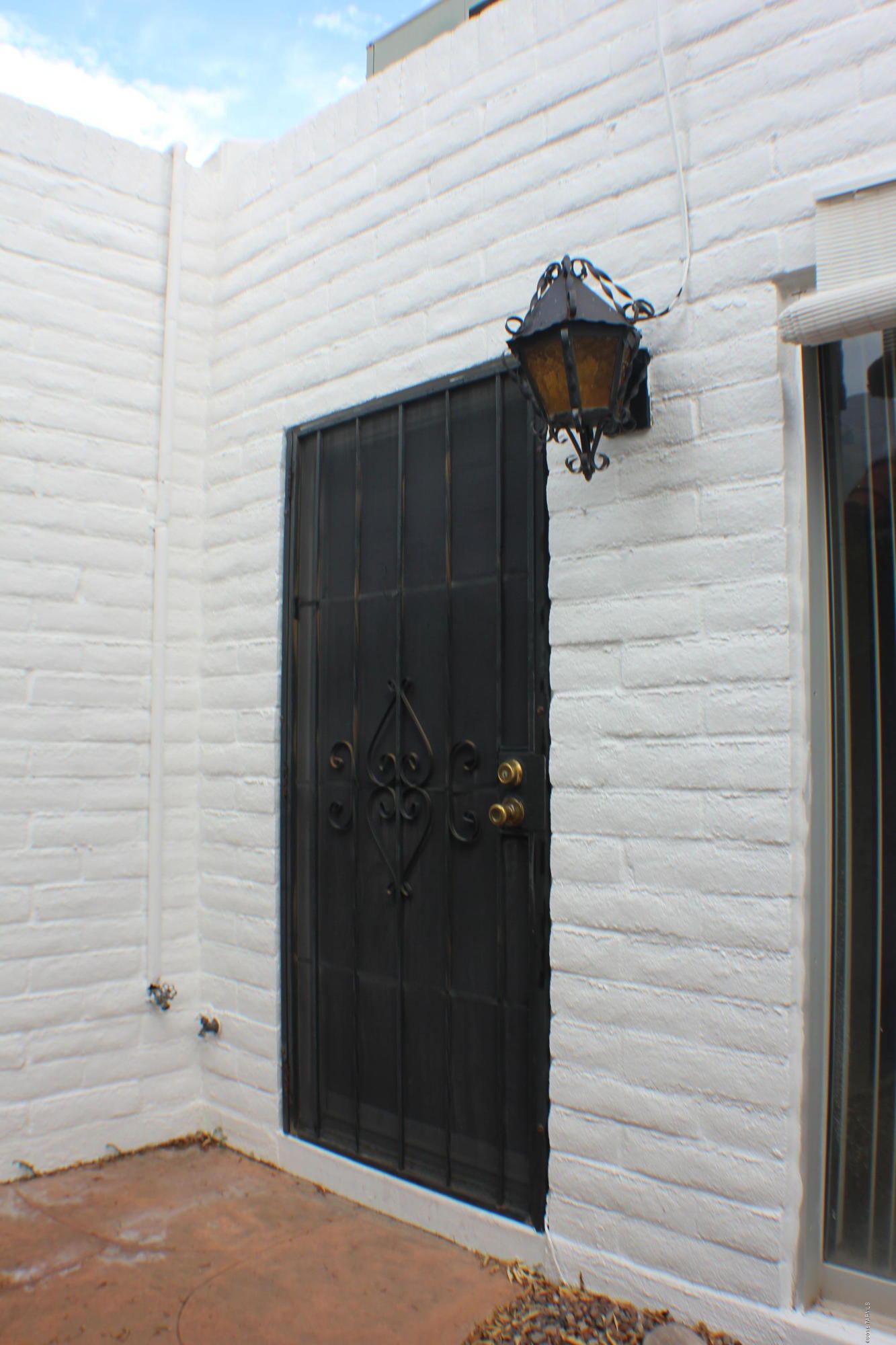 Las Lomitas (1) - Residential