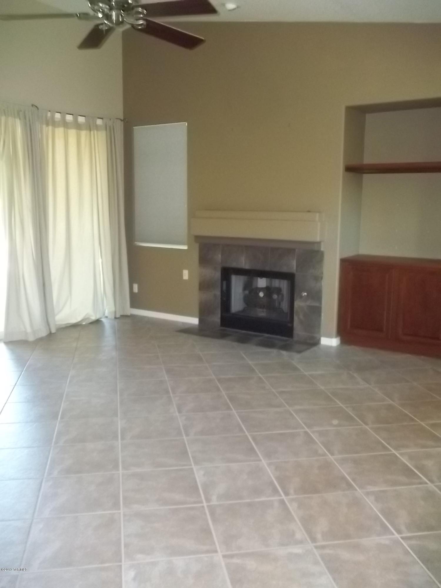 La Terraza - Residential Lease