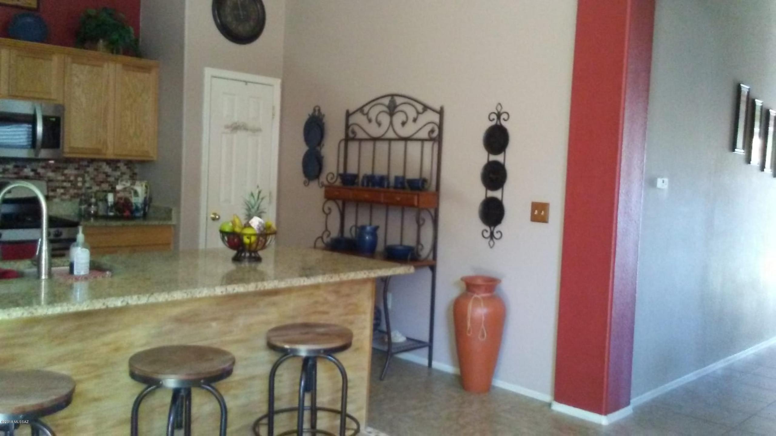 Tres Pueblos - Residential