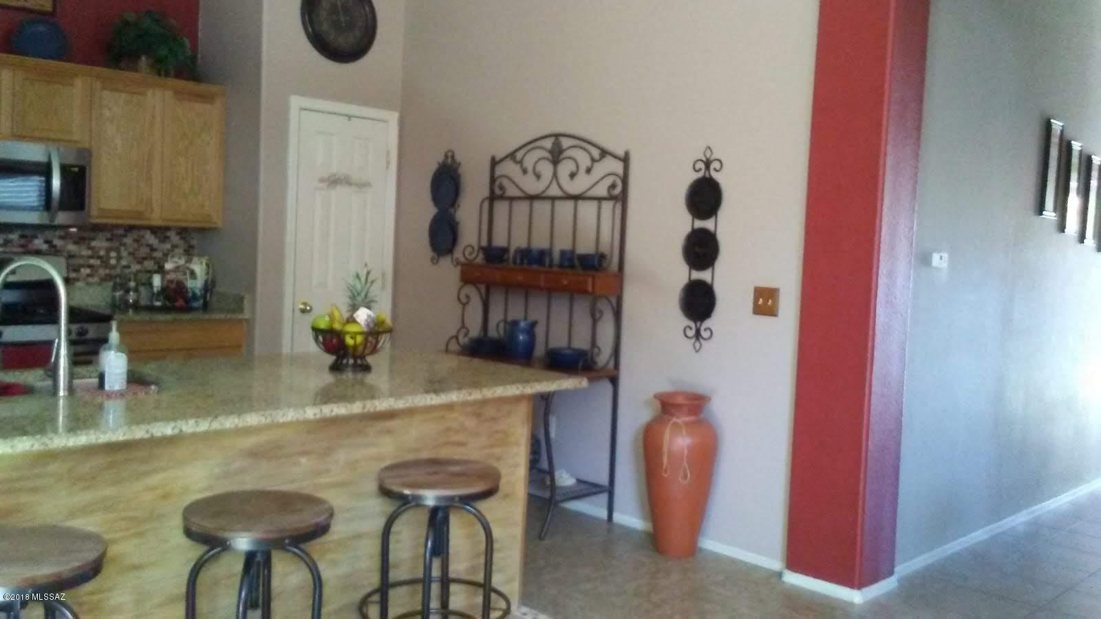 Tres Pueblos - Residential