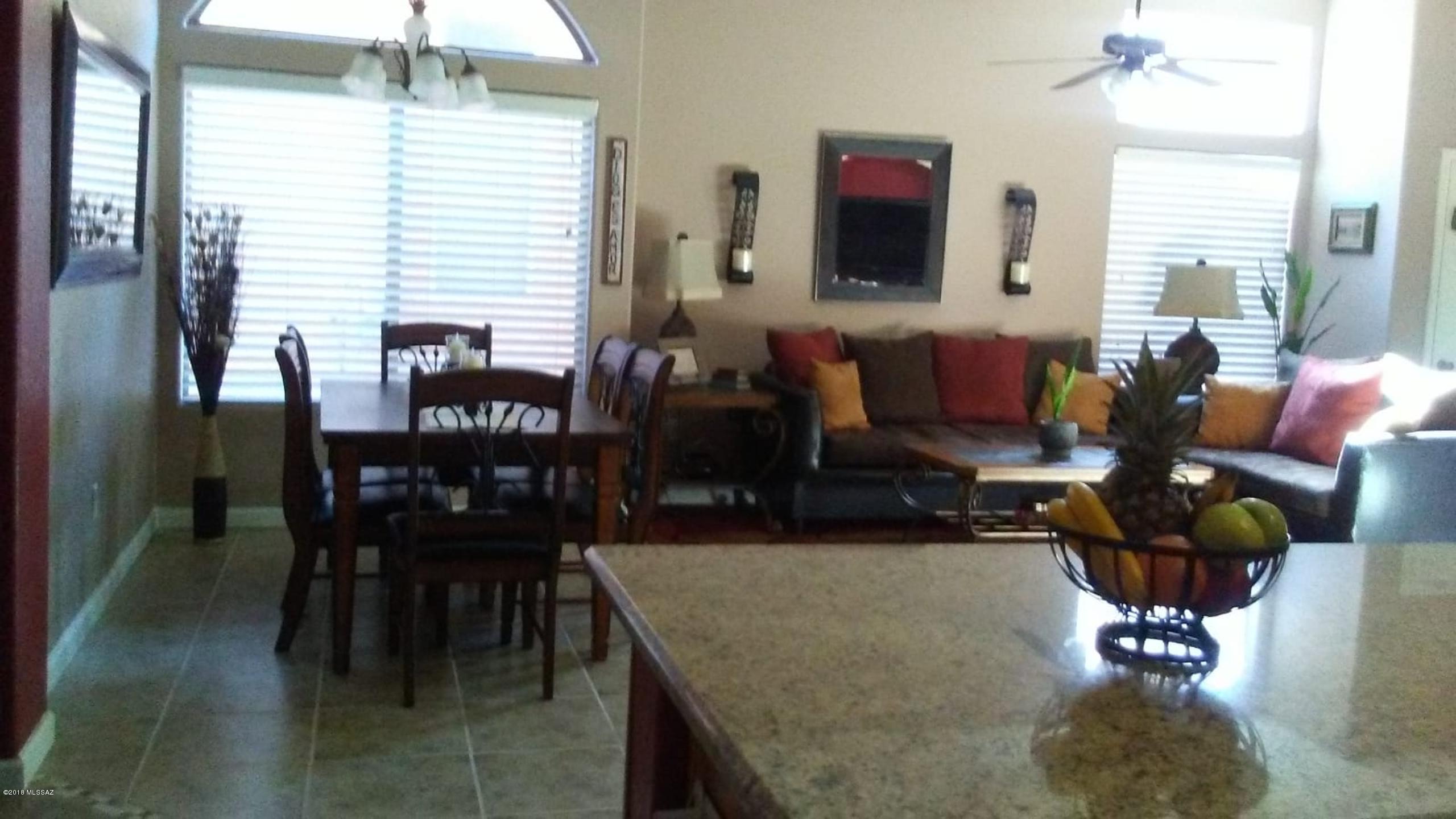 Tres Pueblos - Residential