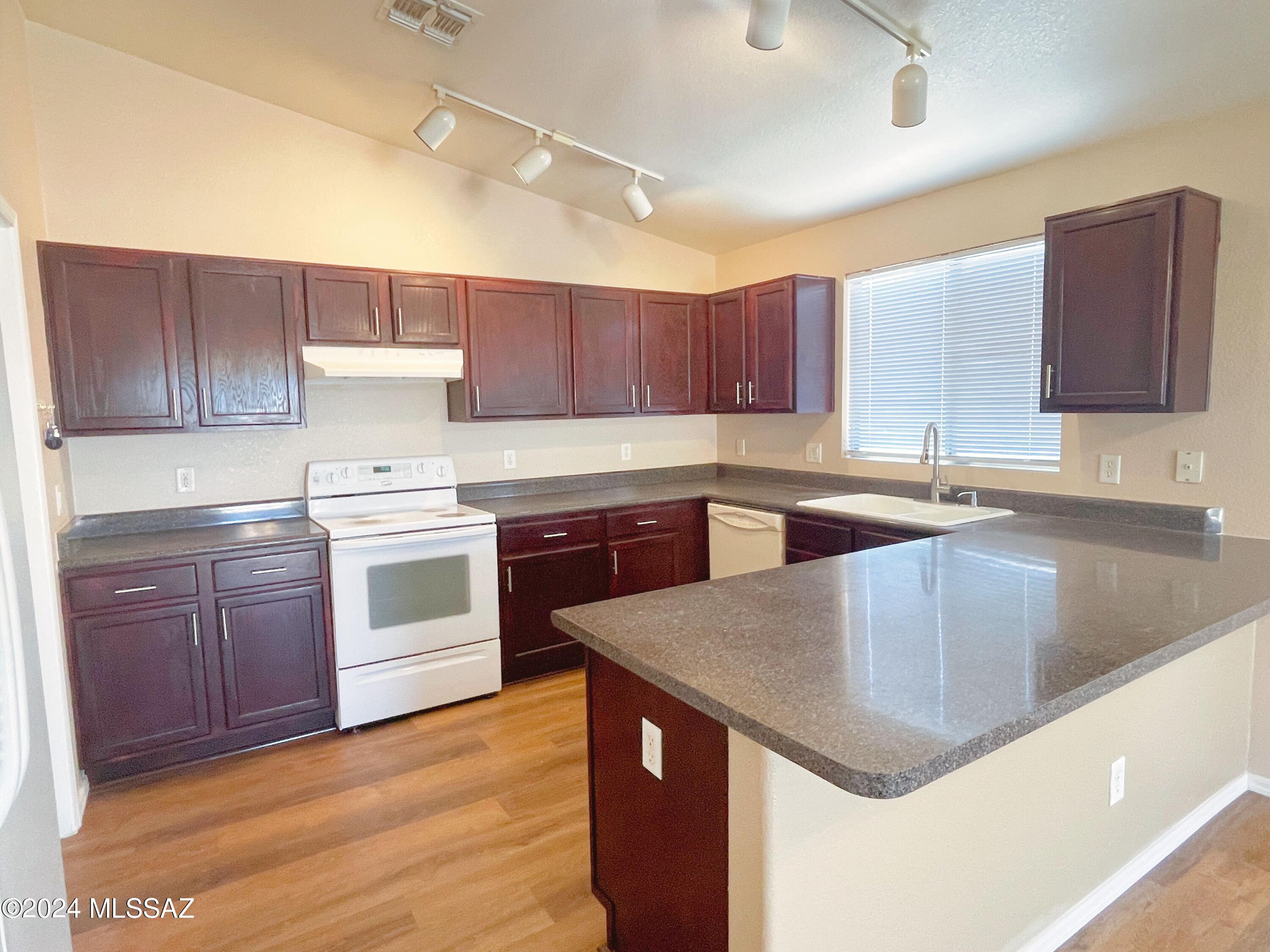 Valstate (1-680) - Residential Lease