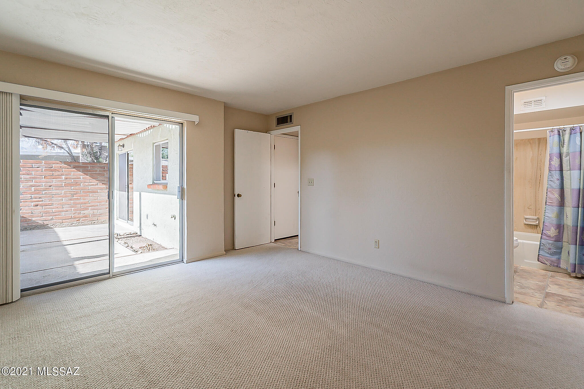 Las Solanas Blk 2 (1-49) - Residential