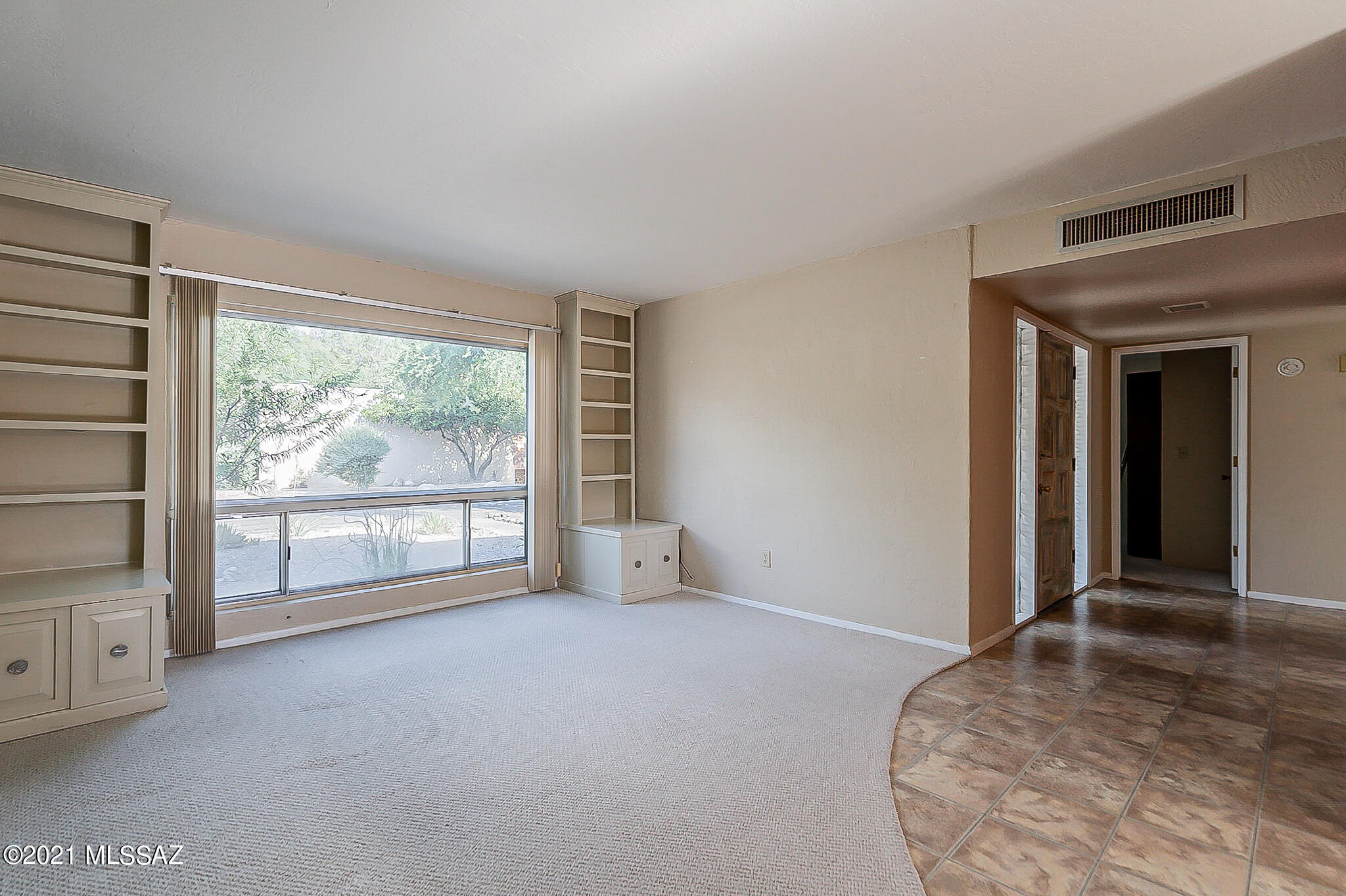 Las Solanas Blk 2 (1-49) - Residential