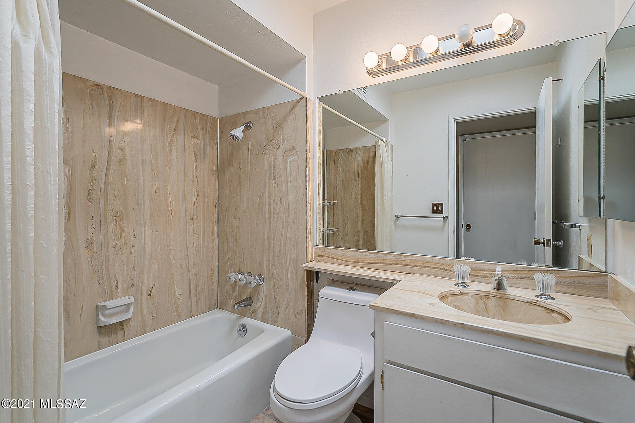 Las Solanas Blk 2 (1-49) - Residential
