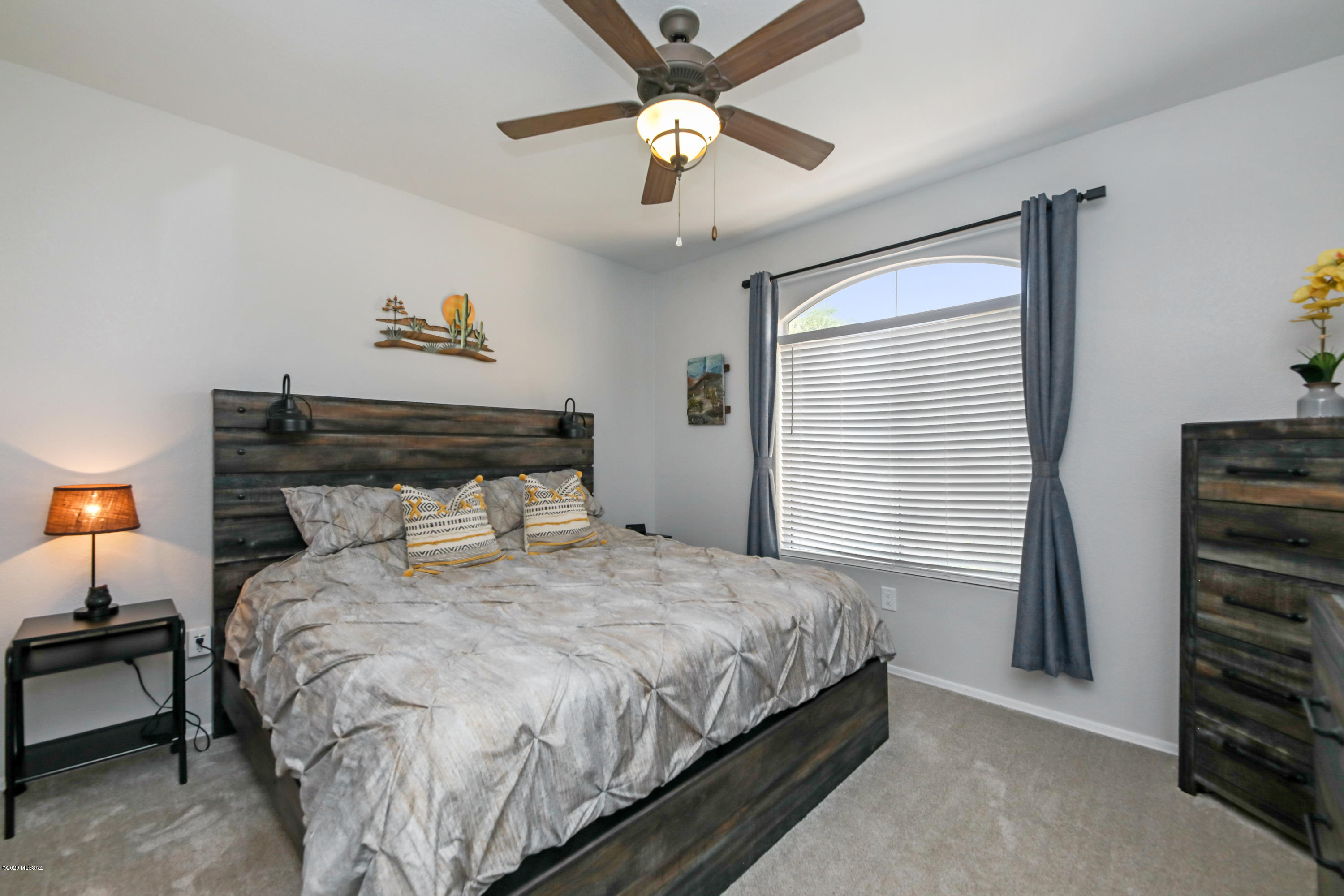Pinnacle Canyon Condominium - Residential