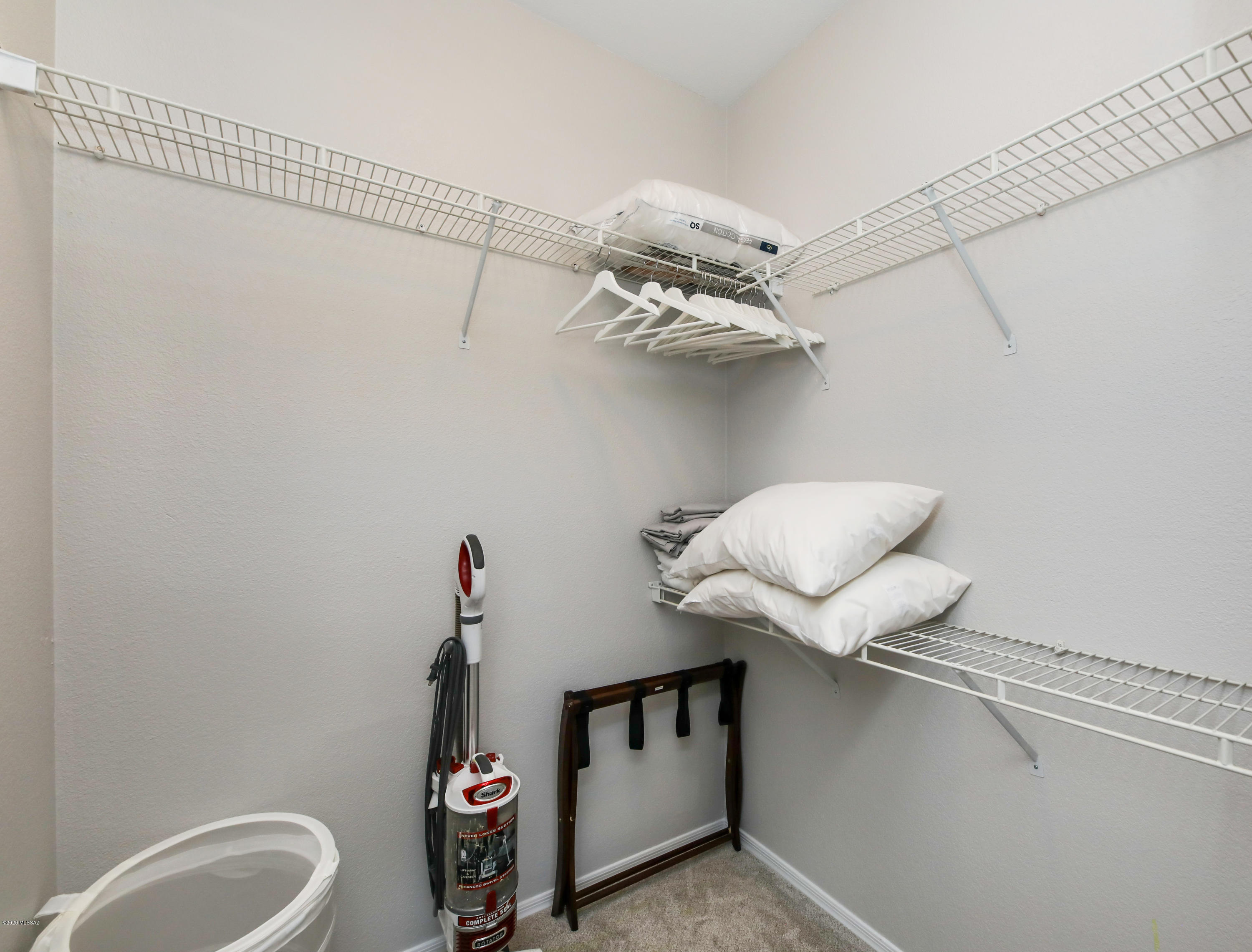 Pinnacle Canyon Condominium - Residential