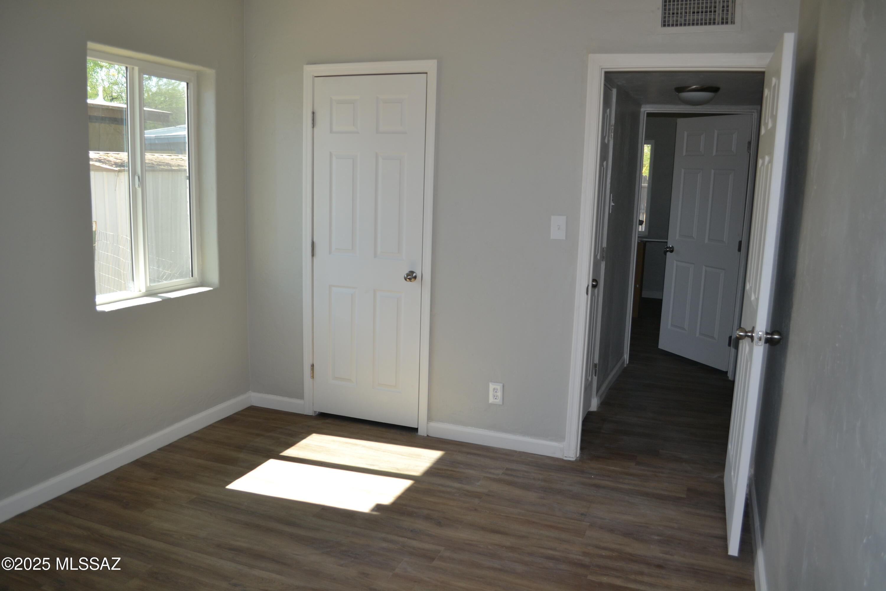 El Cortez Heights - Residential Lease