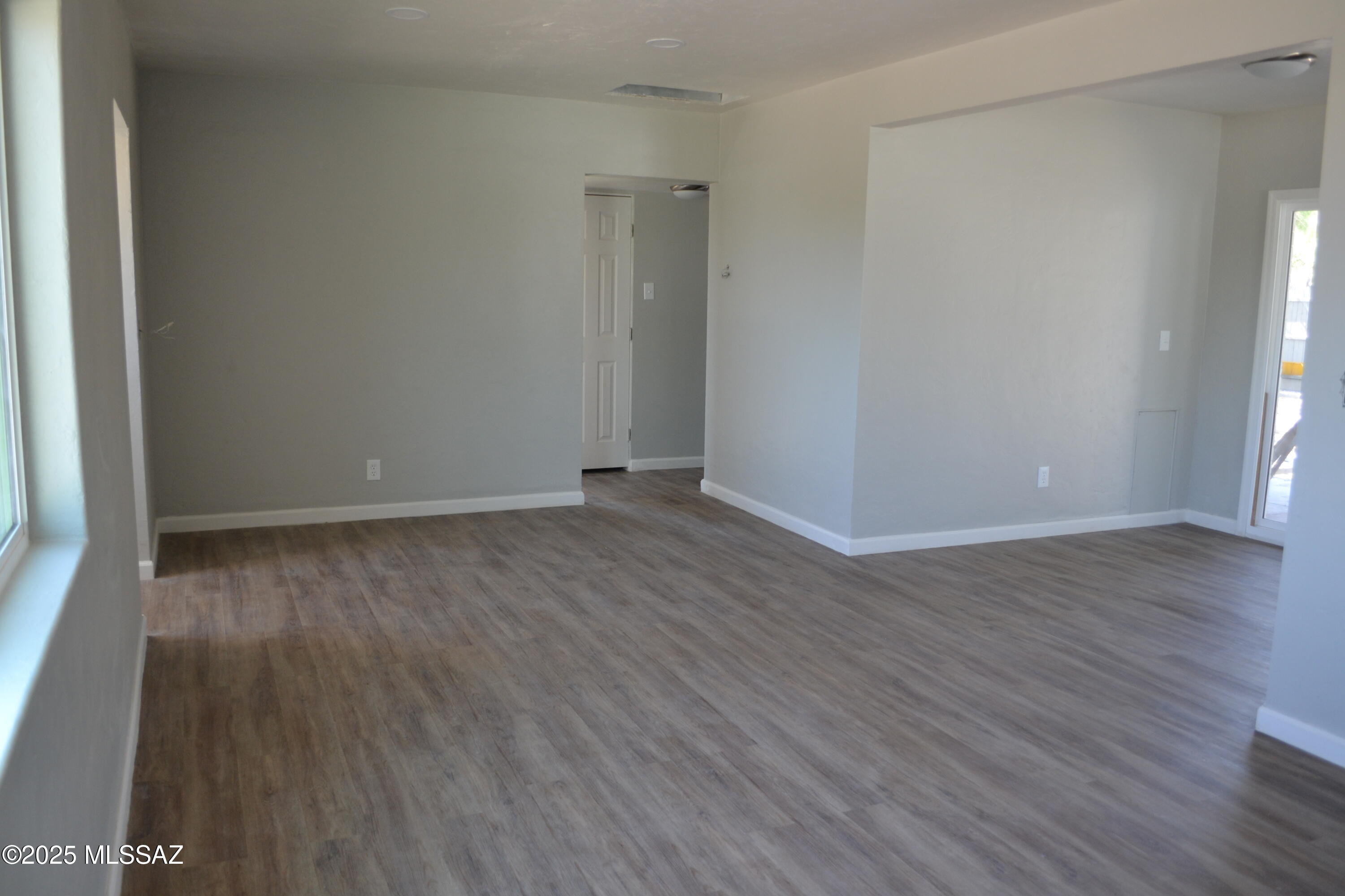 El Cortez Heights - Residential Lease