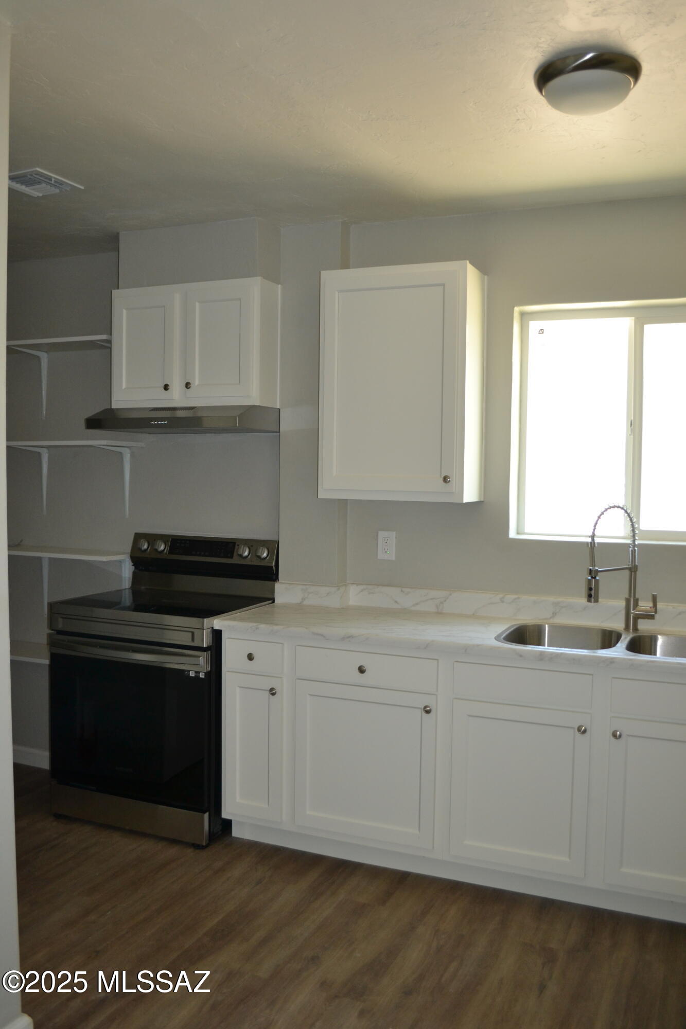 El Cortez Heights - Residential Lease