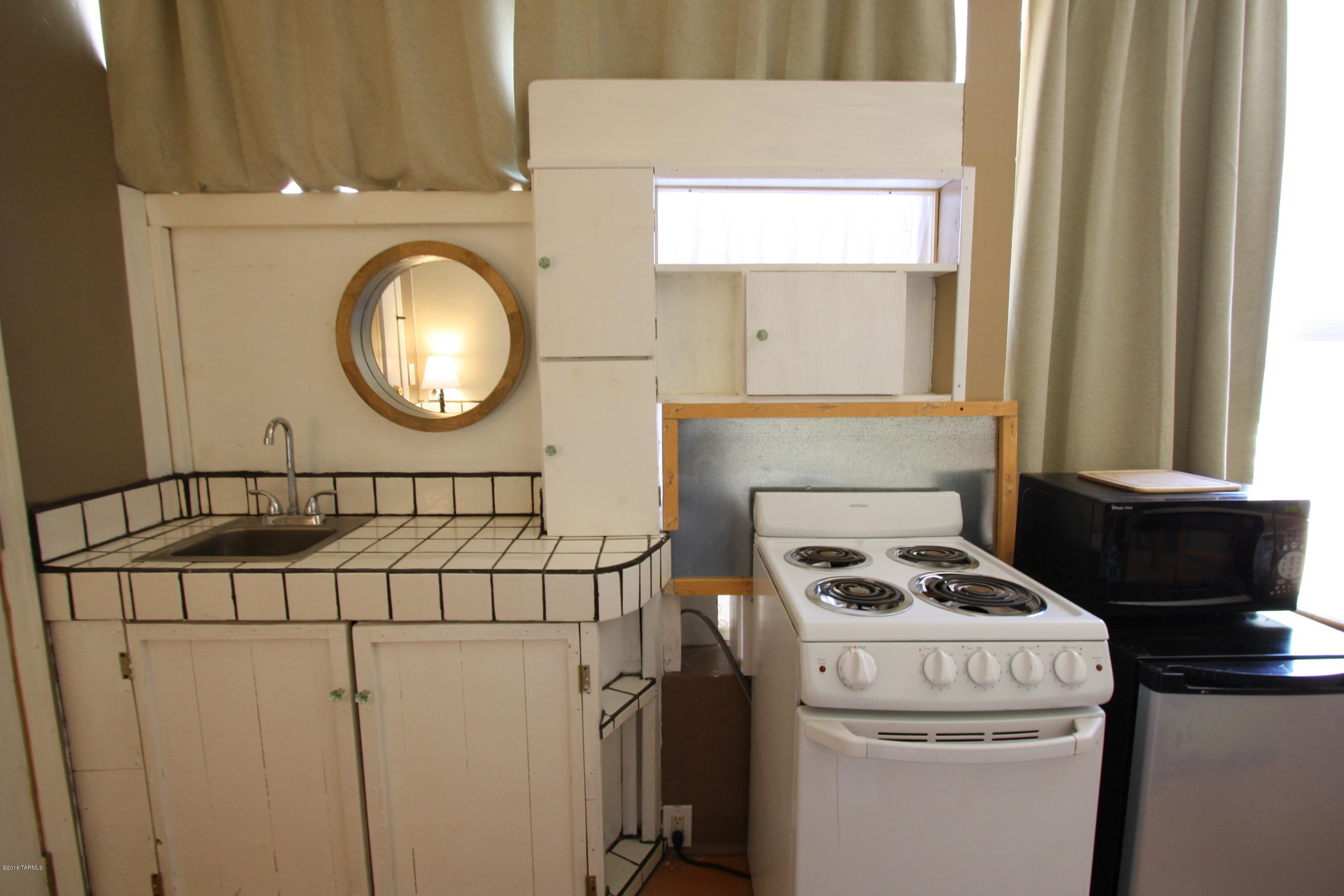 La Mirada (1-8) - Residential Lease