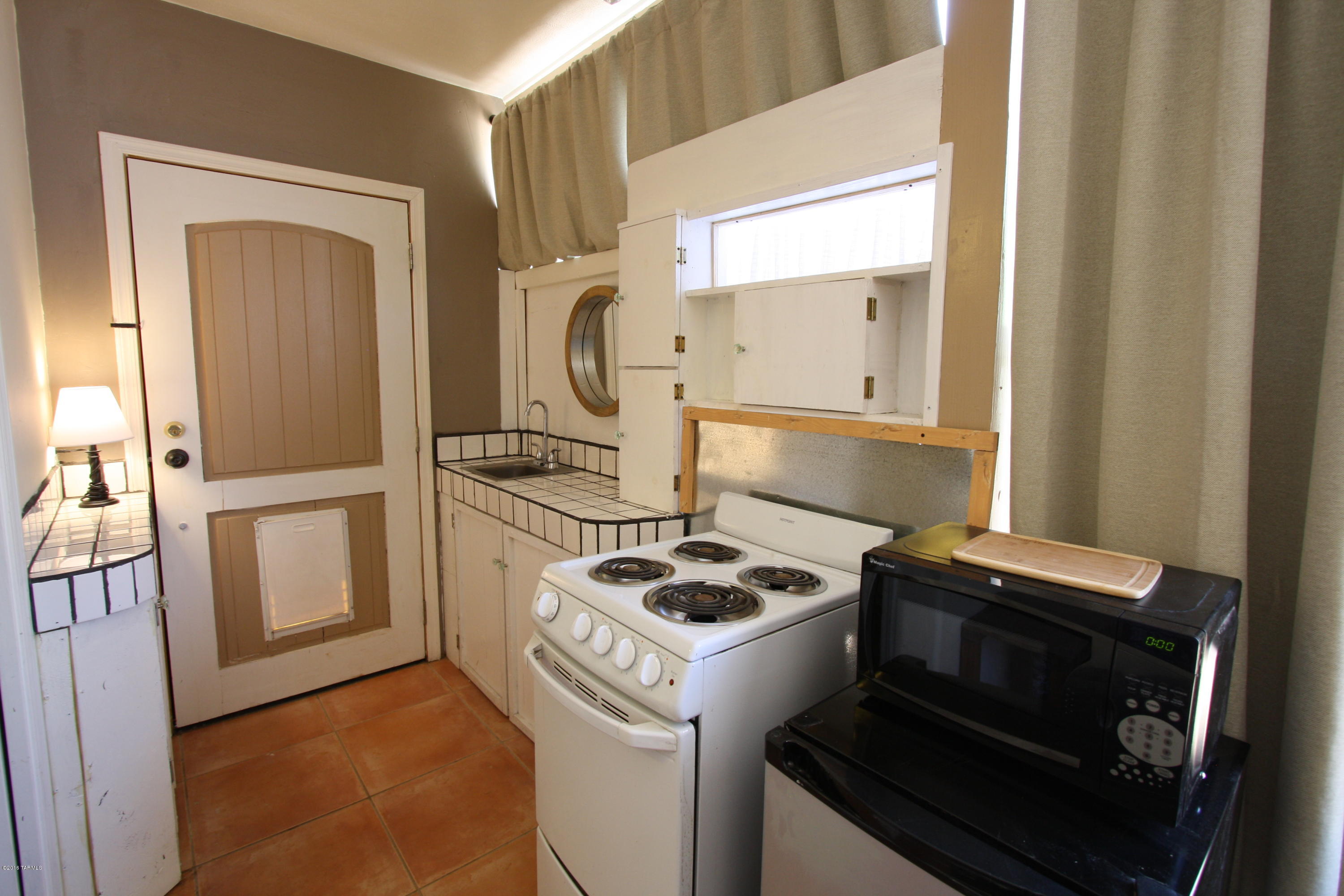 La Mirada (1-8) - Residential Lease