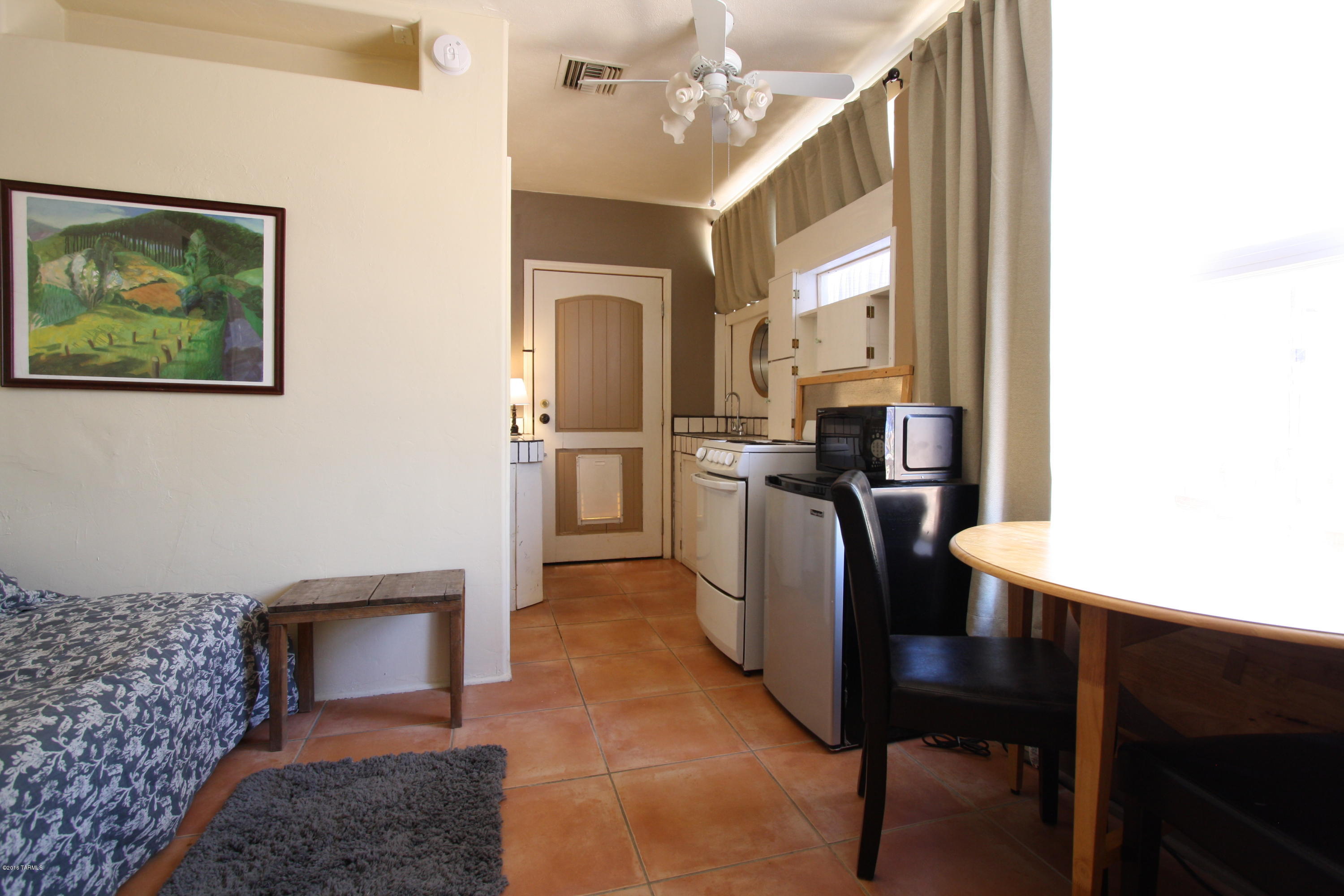 La Mirada (1-8) - Residential Lease