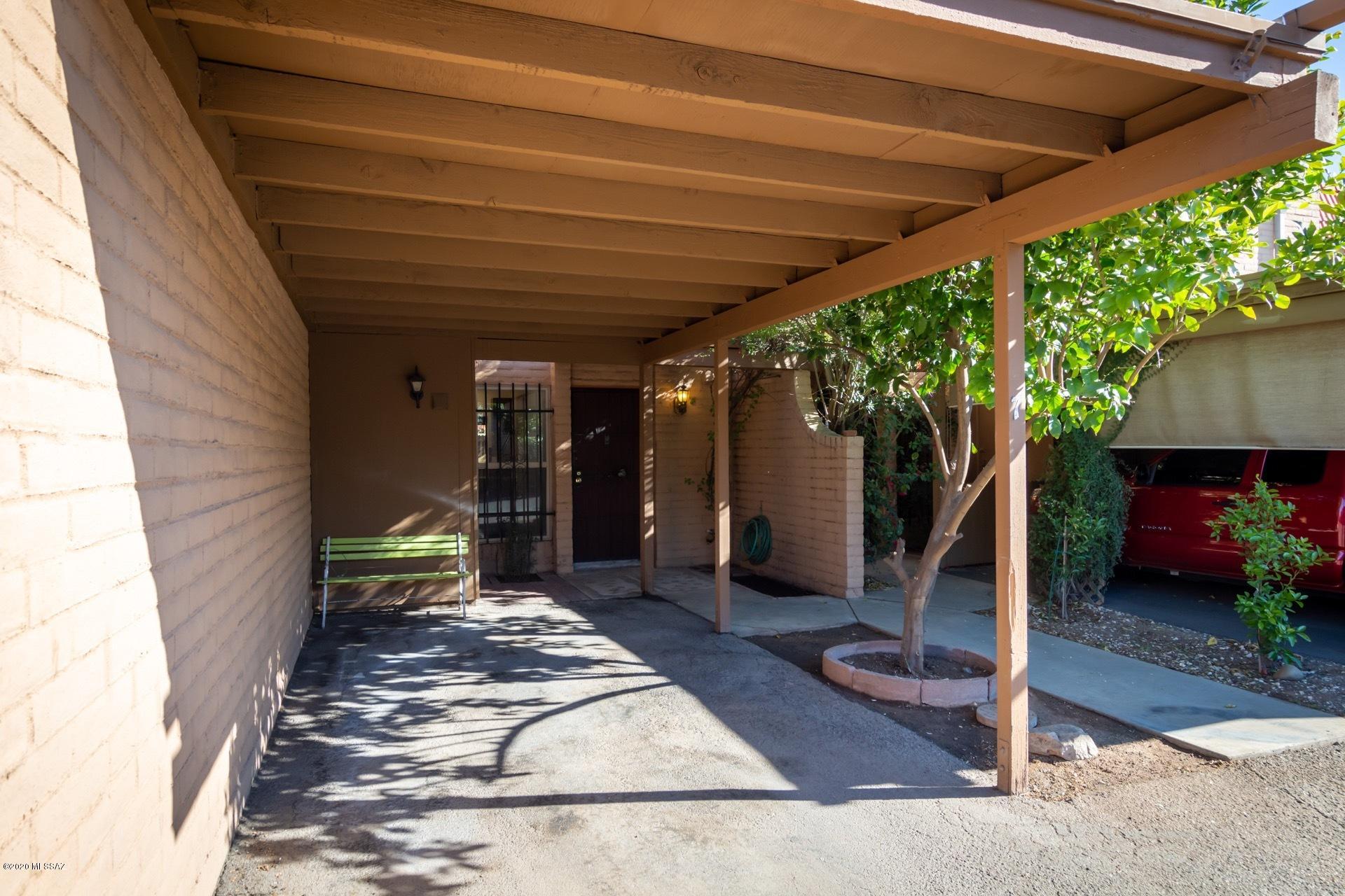 Tucson North Townhome Apts. - Residential